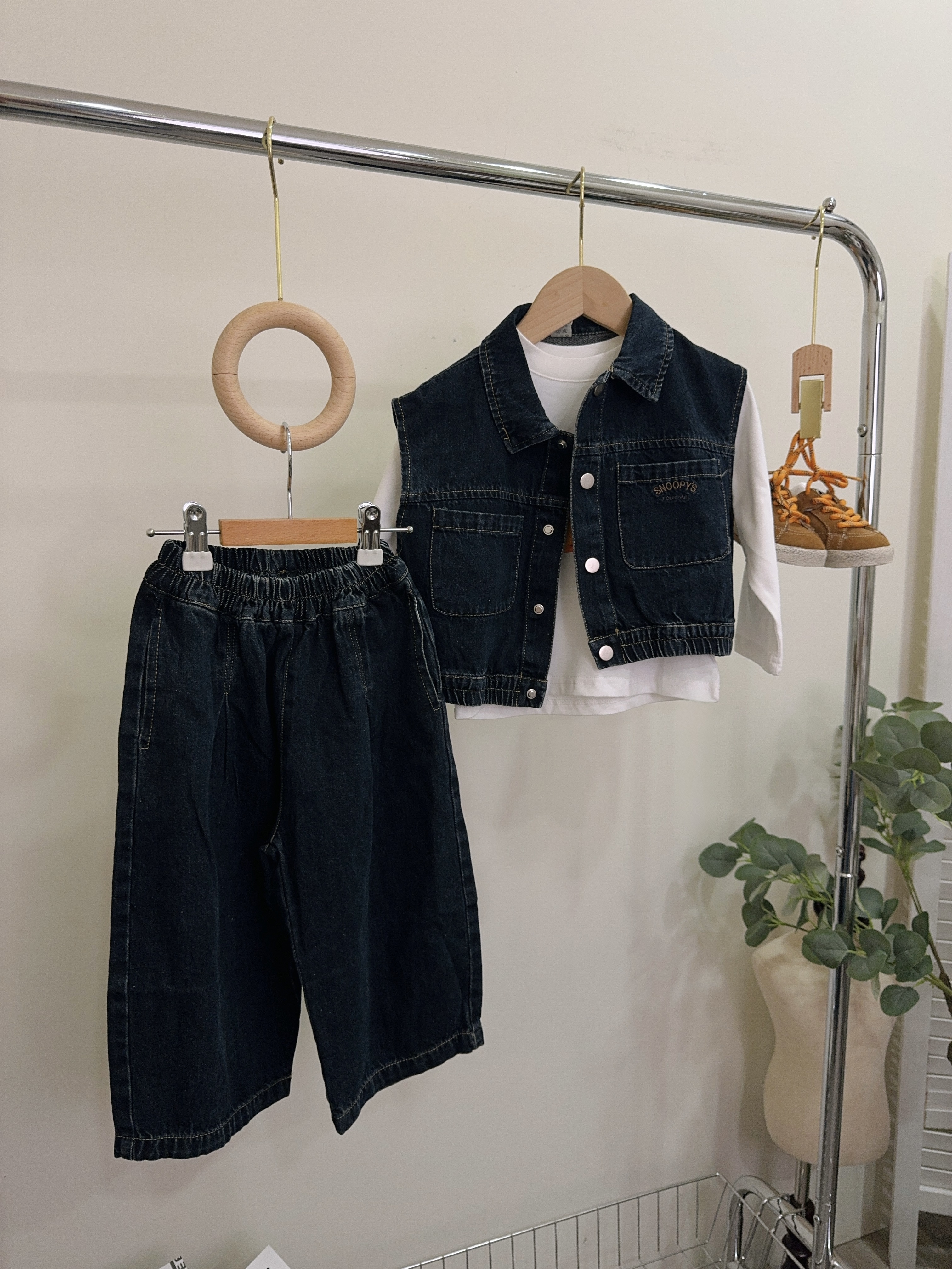 M25213洋芋片牛仔套裝c75