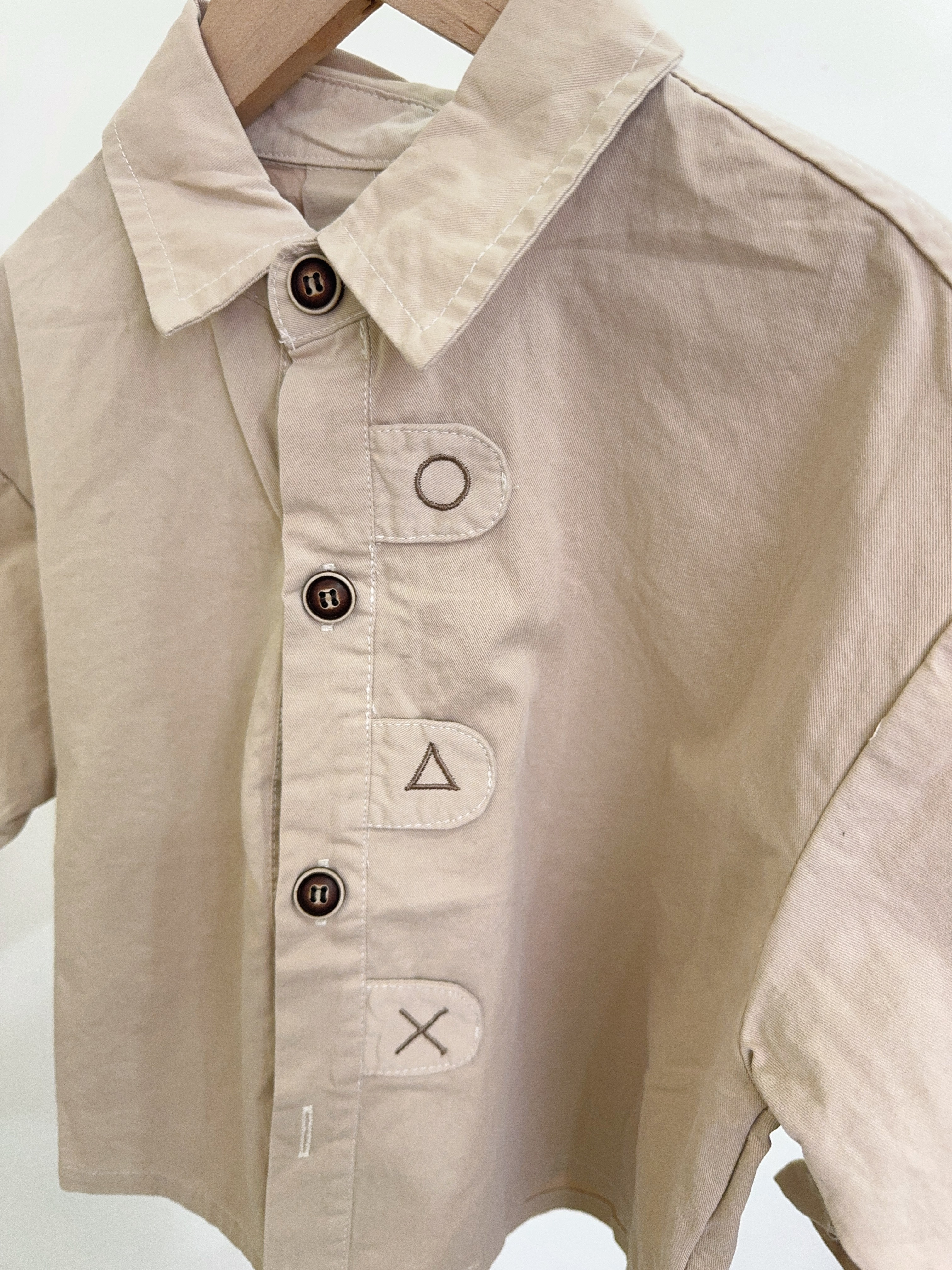 825890符號卡其襯衫c76