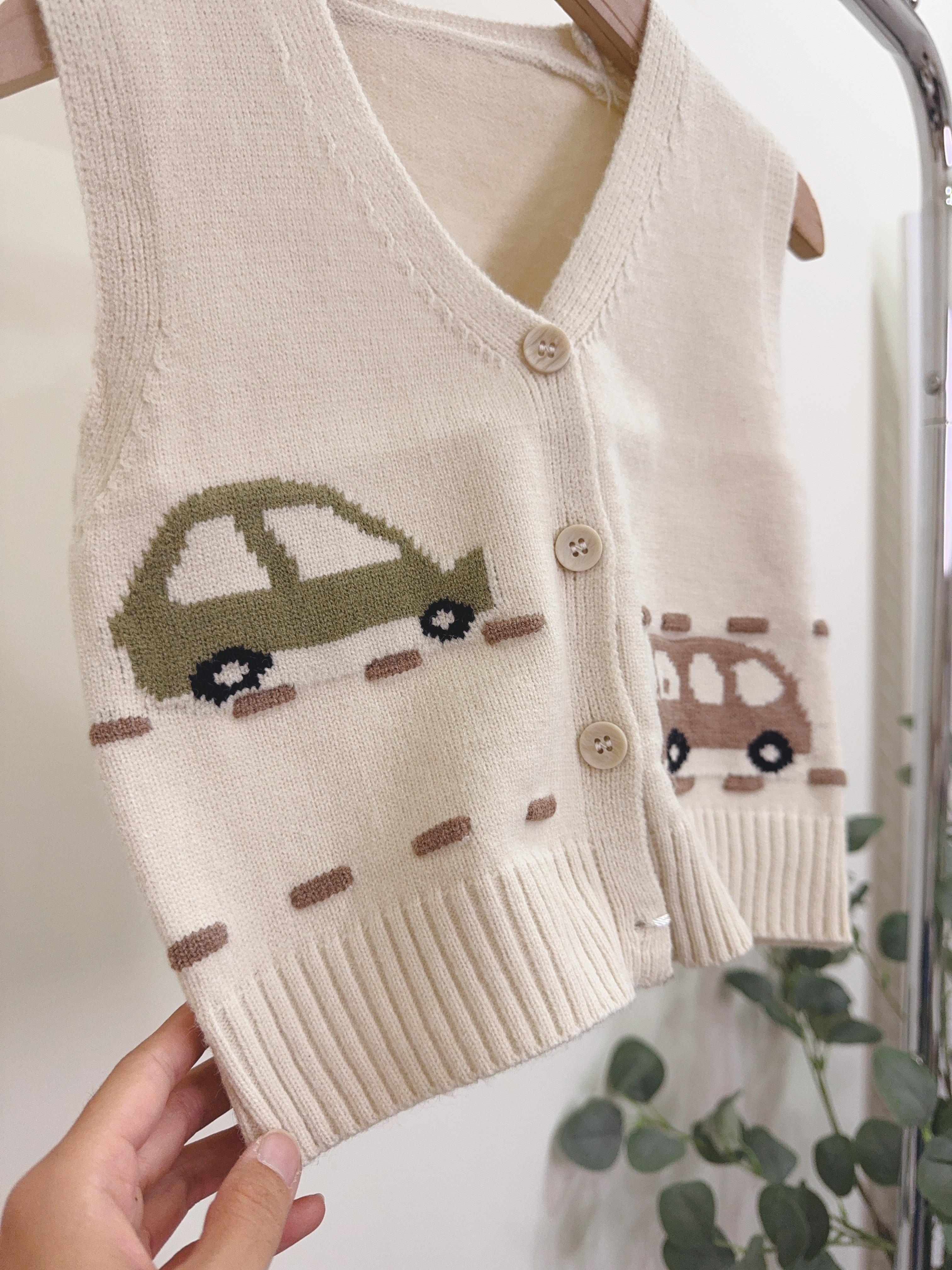 6704車車針織背心c85