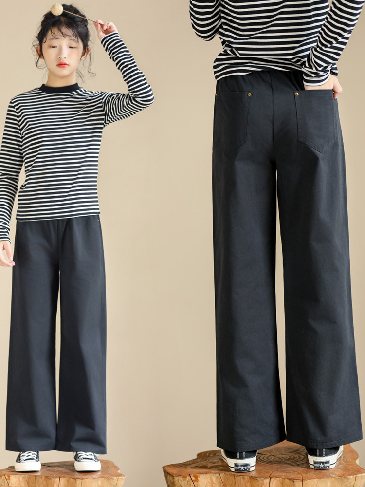 黑色修身休閒直筒褲