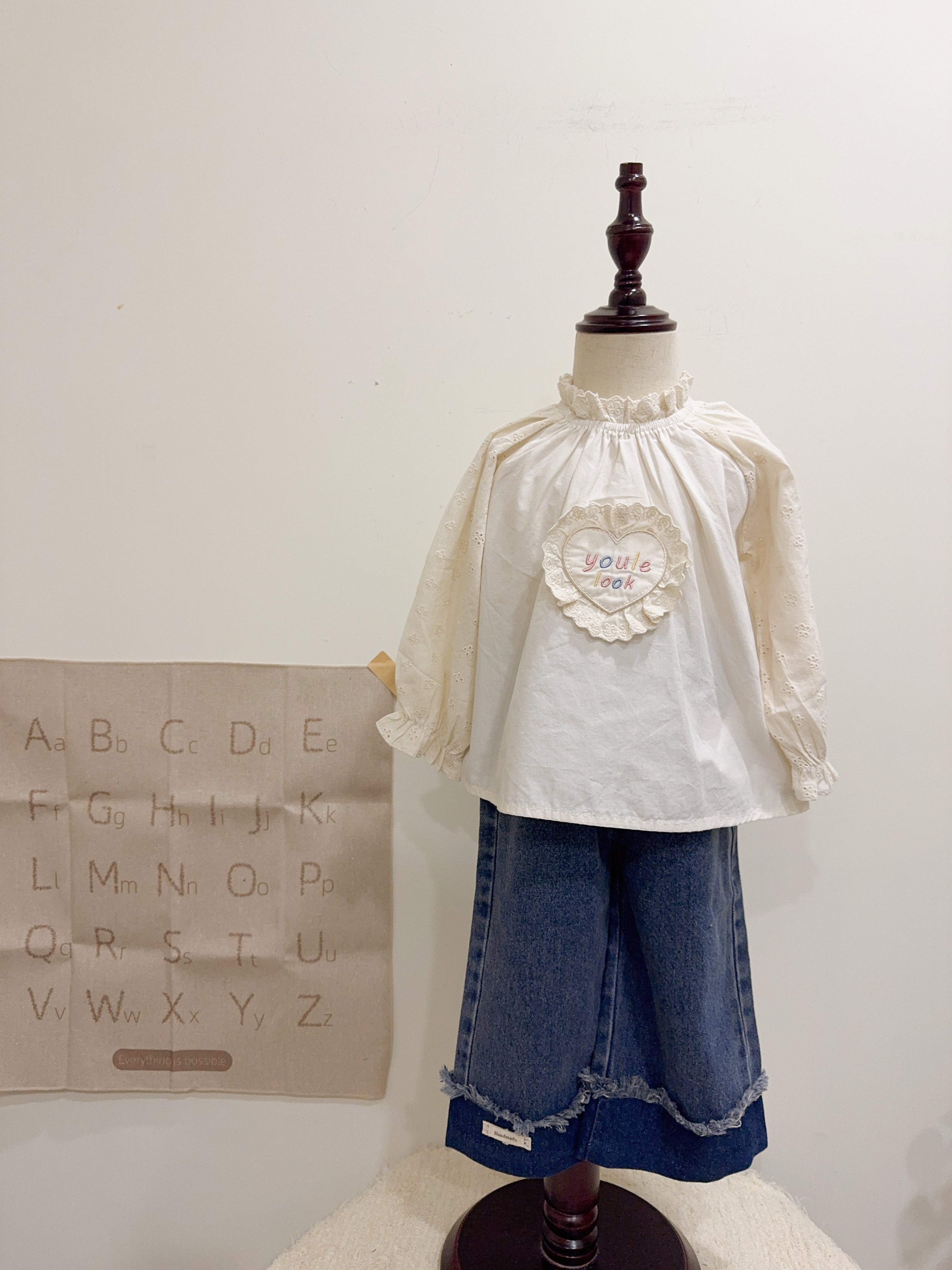 8621愛心蕾絲上衣c89