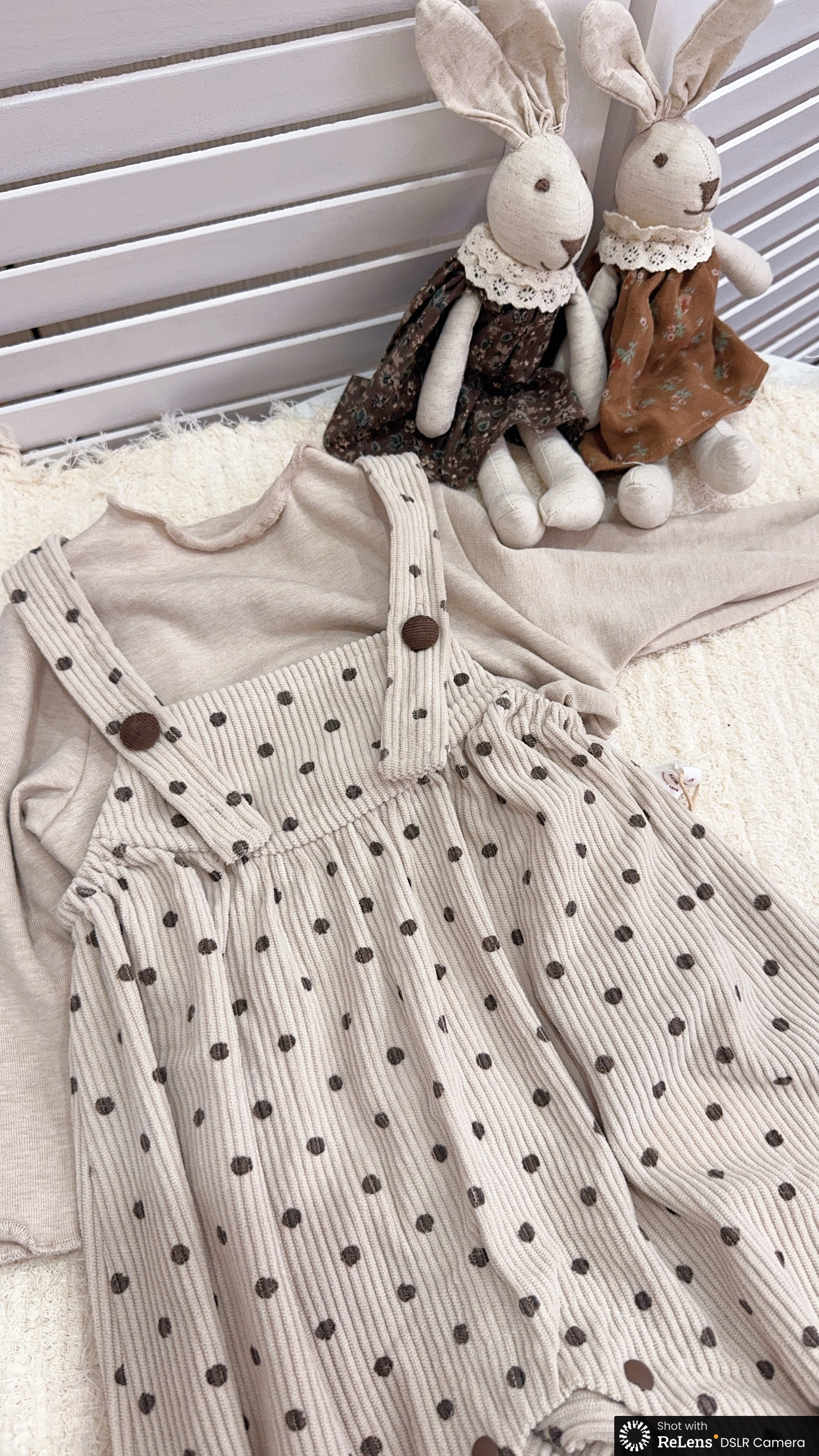 AN25Q8057+H3818燈芯絨點點套裝c90