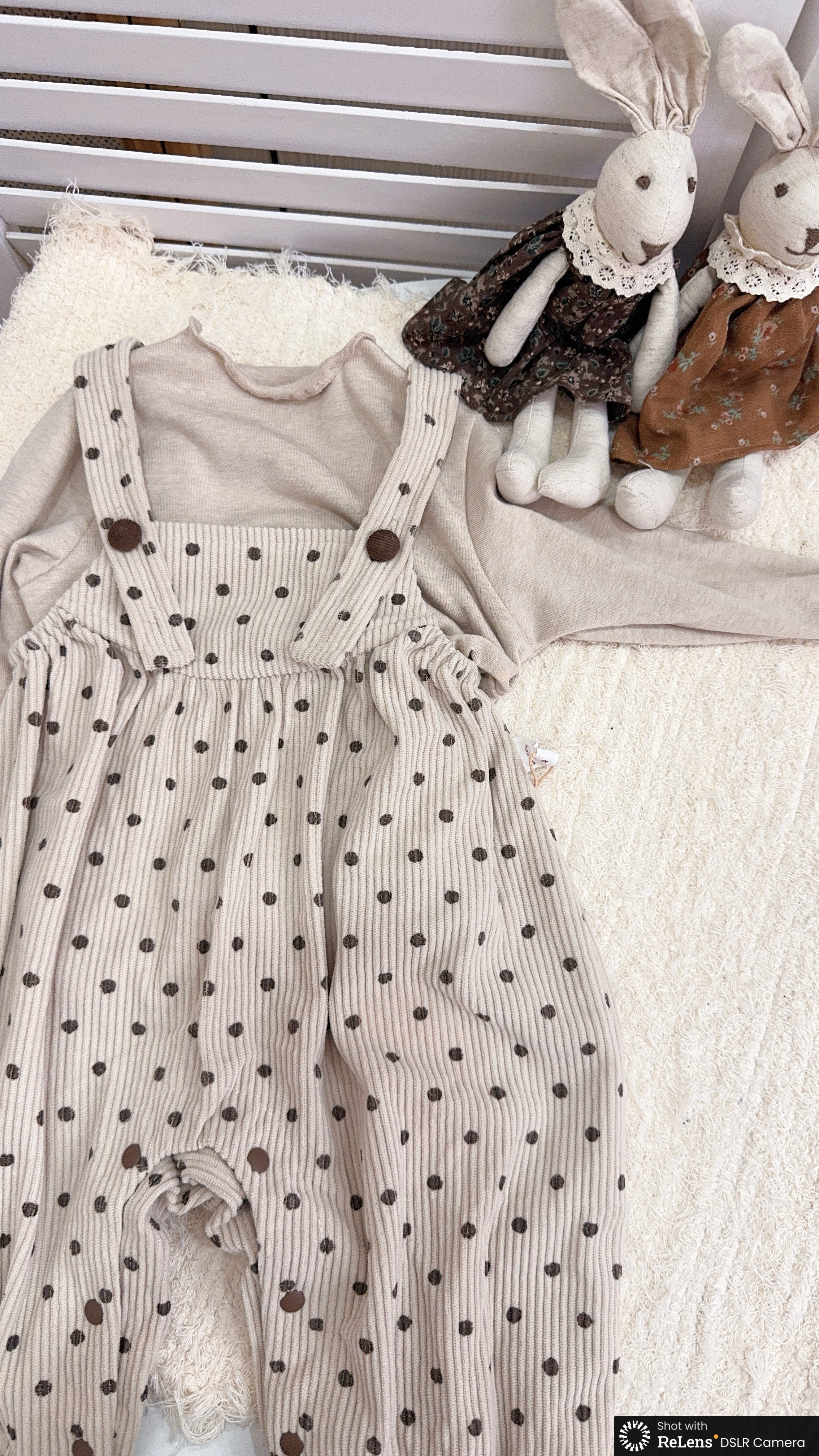 AN25Q8057+H3818燈芯絨點點套裝c90