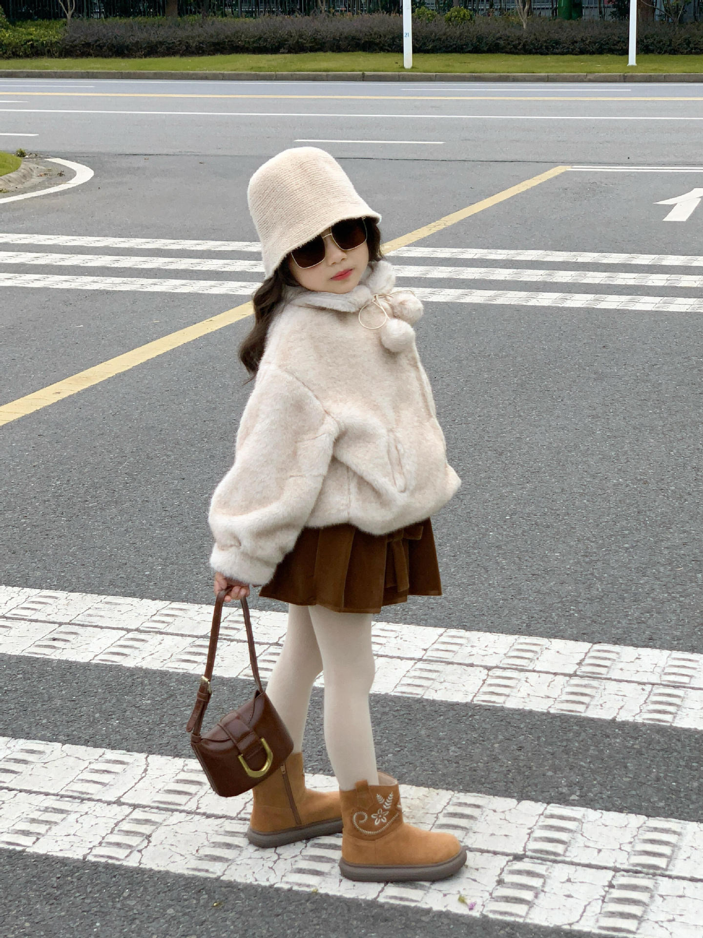 高級感毛絨球球外套