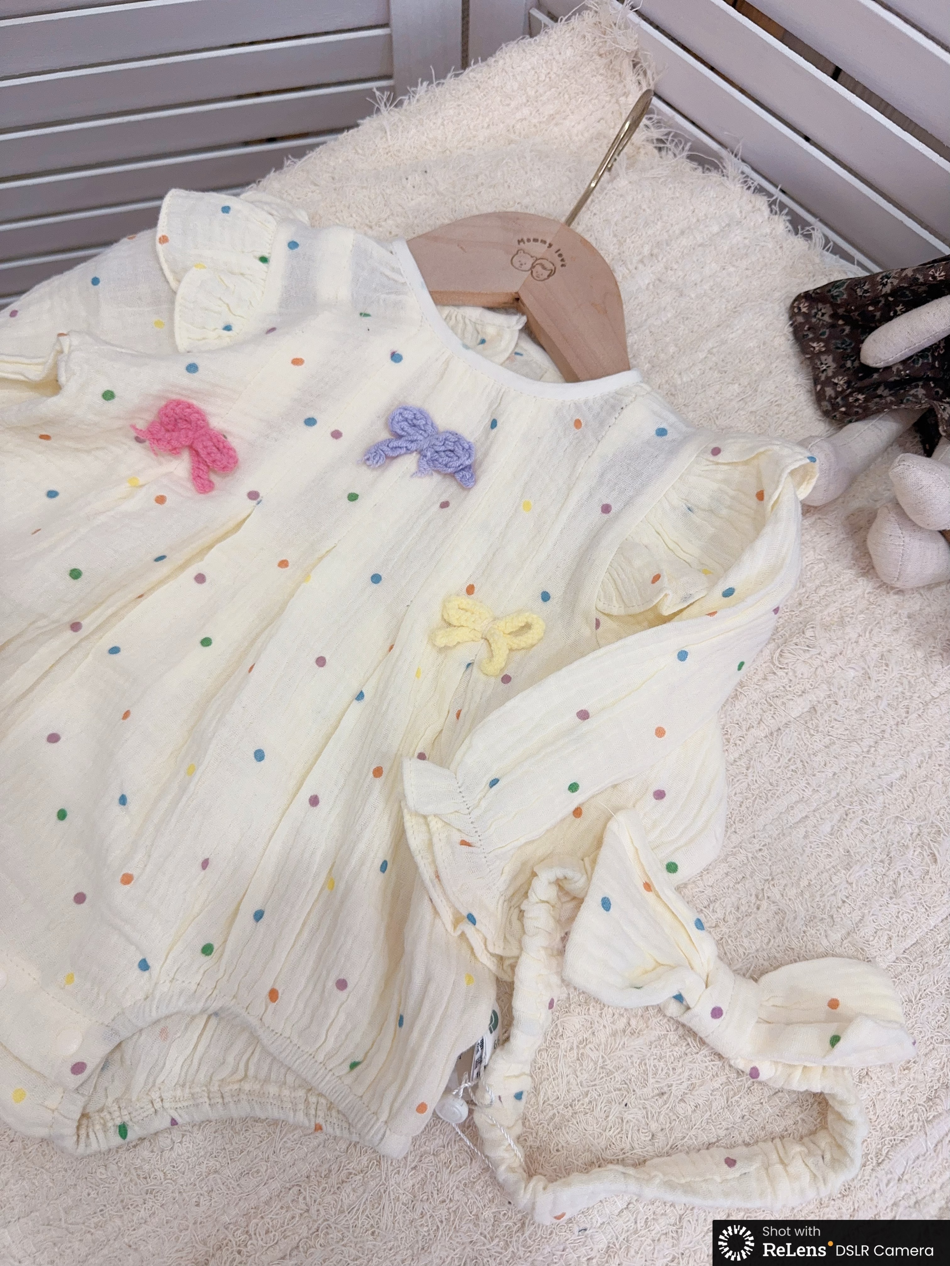 H3715棉紗彩點包屁衣＋髮帶c93