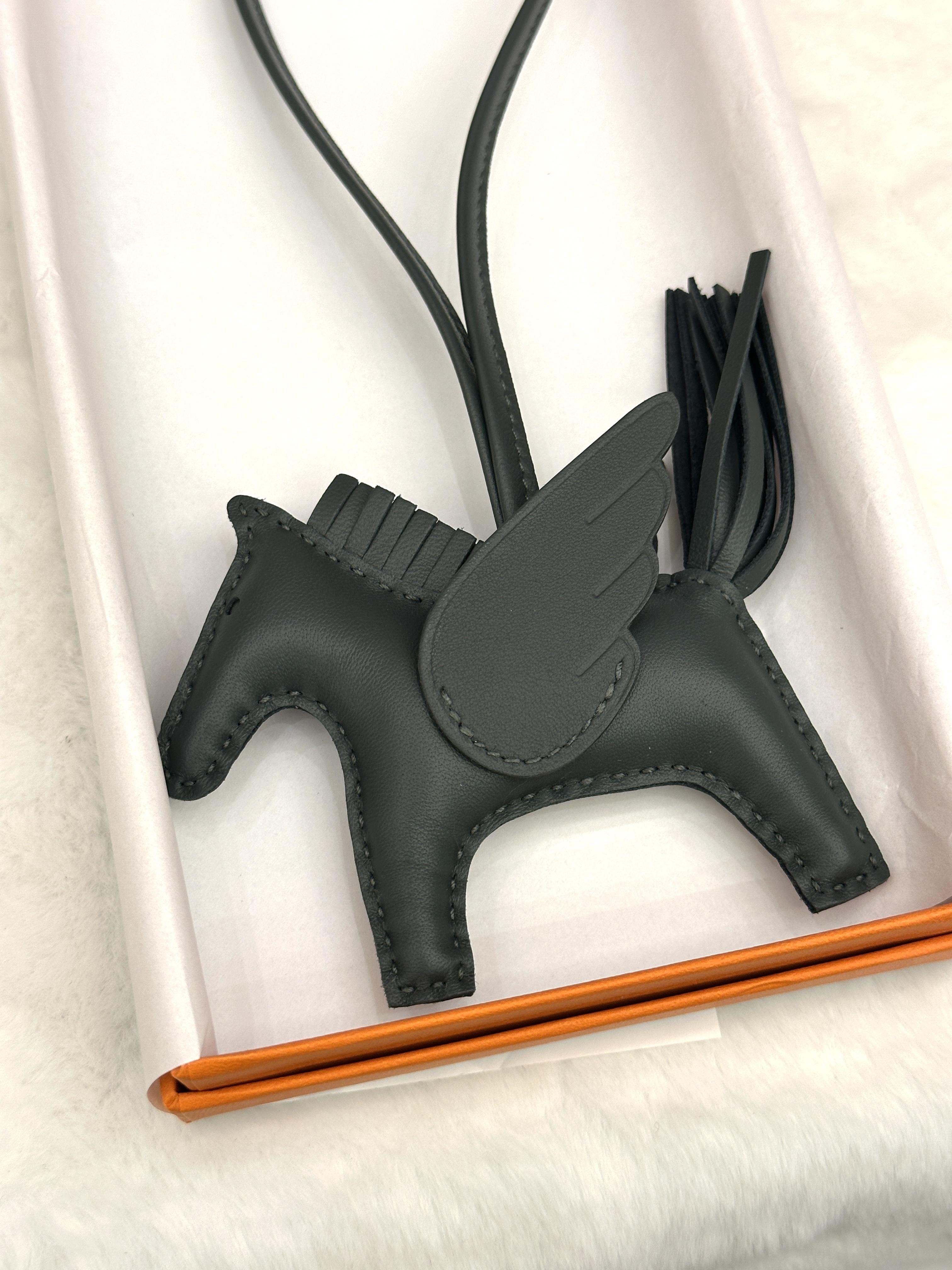 Hermès Pégase bag charm ardoise