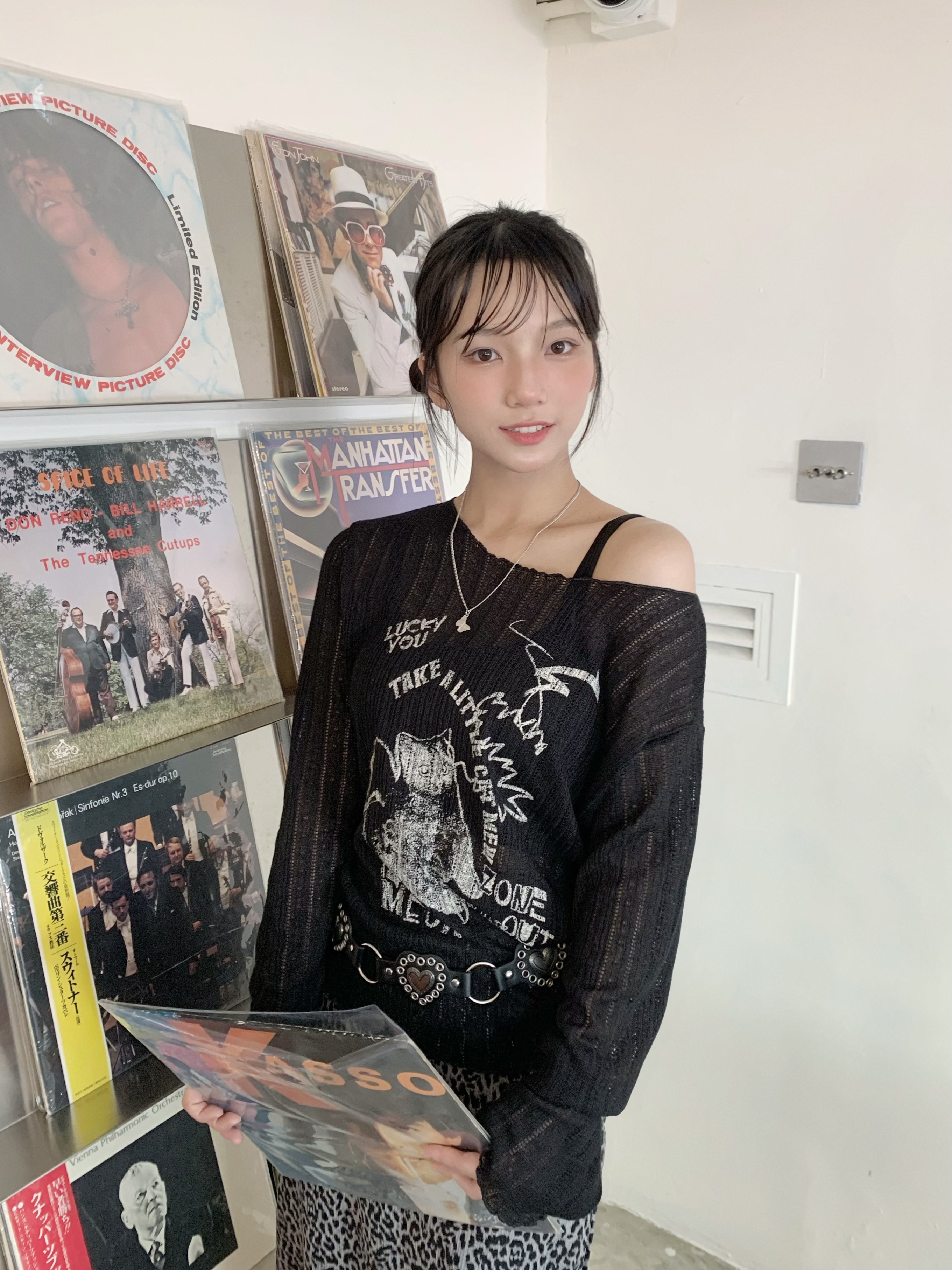 K0496｜小型格透視感貓貓長袖外搭上衣