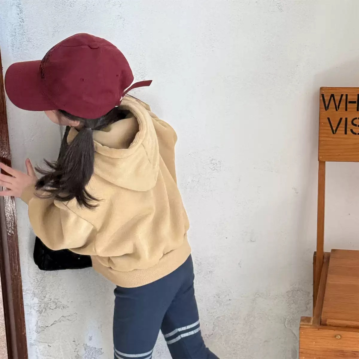 三色美式字母連帽加絨上衣