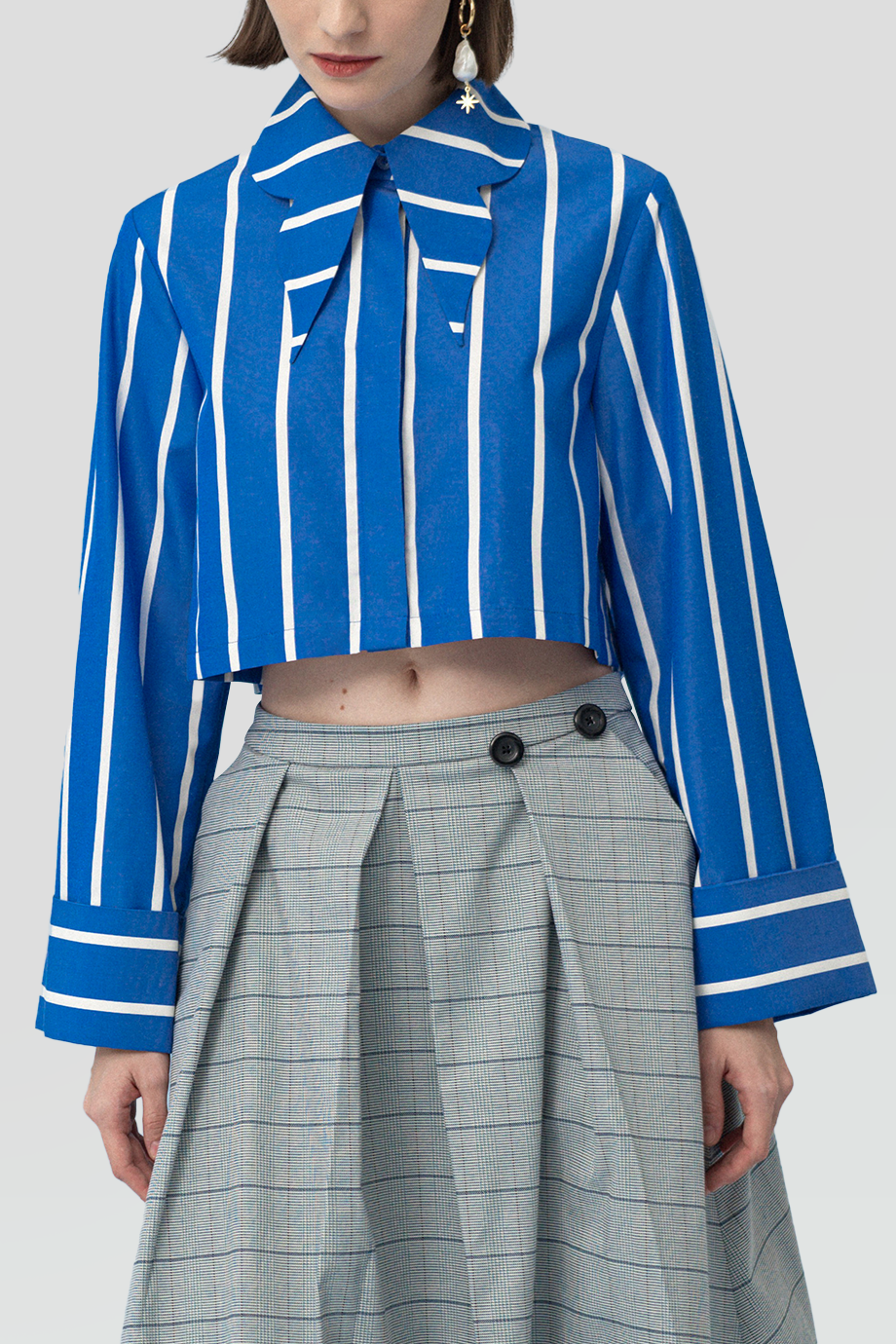 PEGGY HARTANTO｜COXA 造型領直條紋短版襯衫