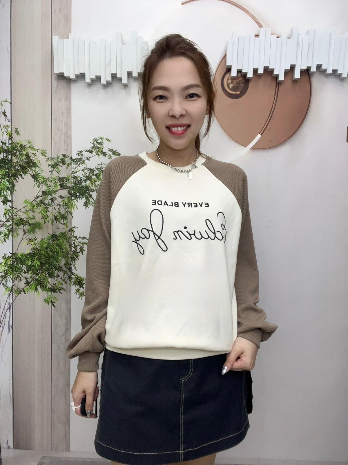 KKAM 手袖拼布型格top~117I