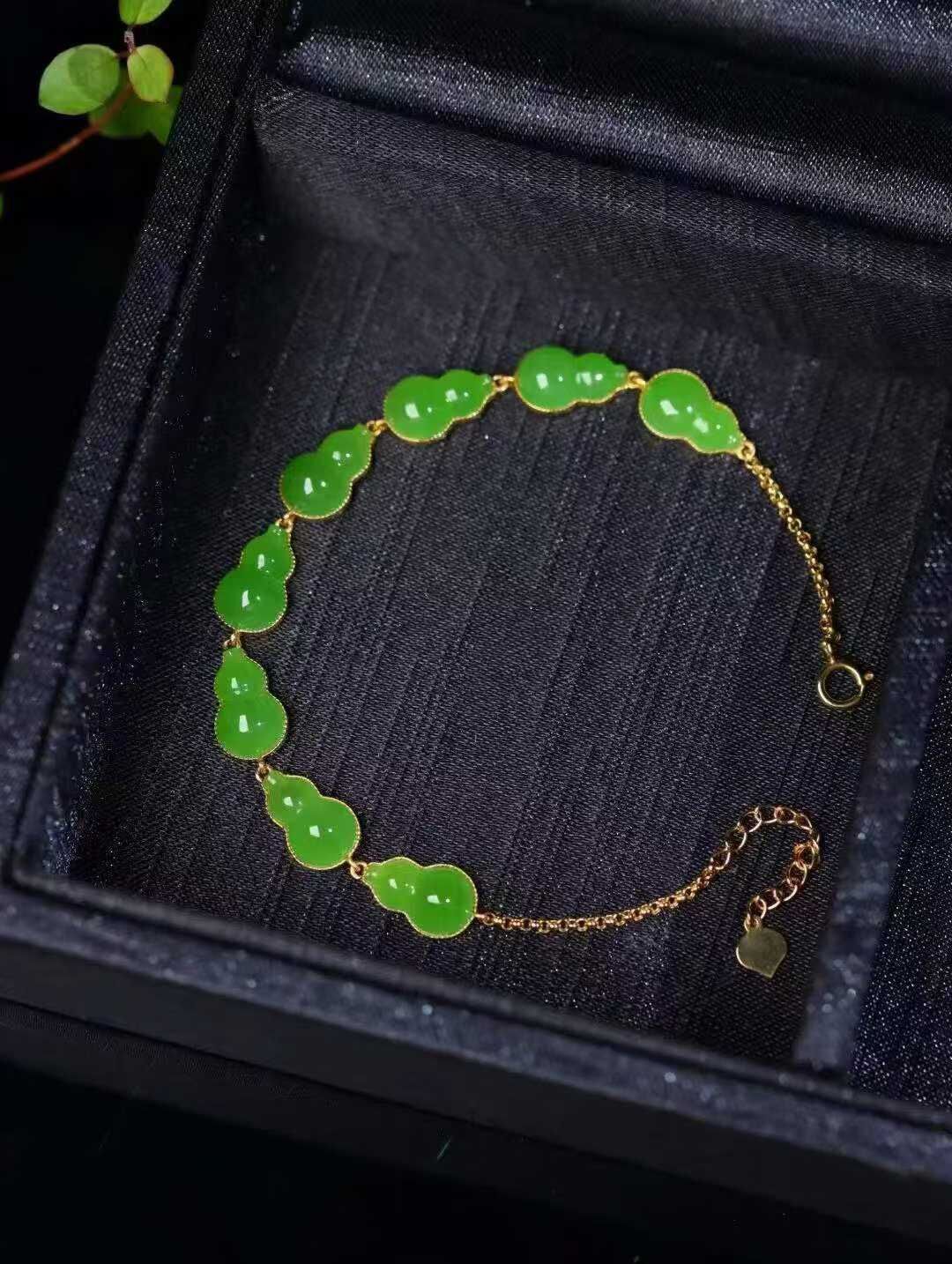 和田玉碧玉果綠葫蘆手鏈,天然和田玉軟玉