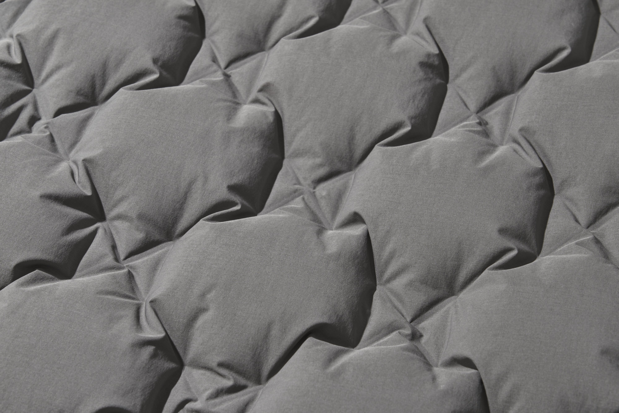 CMF OUTDOOR GARMENT WOVEN DOWN HOODIE CMF2502-J04C BLACK