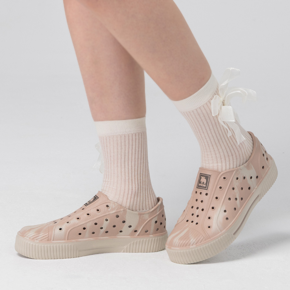 【北歐極光系列】moz 瑞典 駝鹿 雙色洞洞餅乾水鞋 (霧粉)-附鞋扣