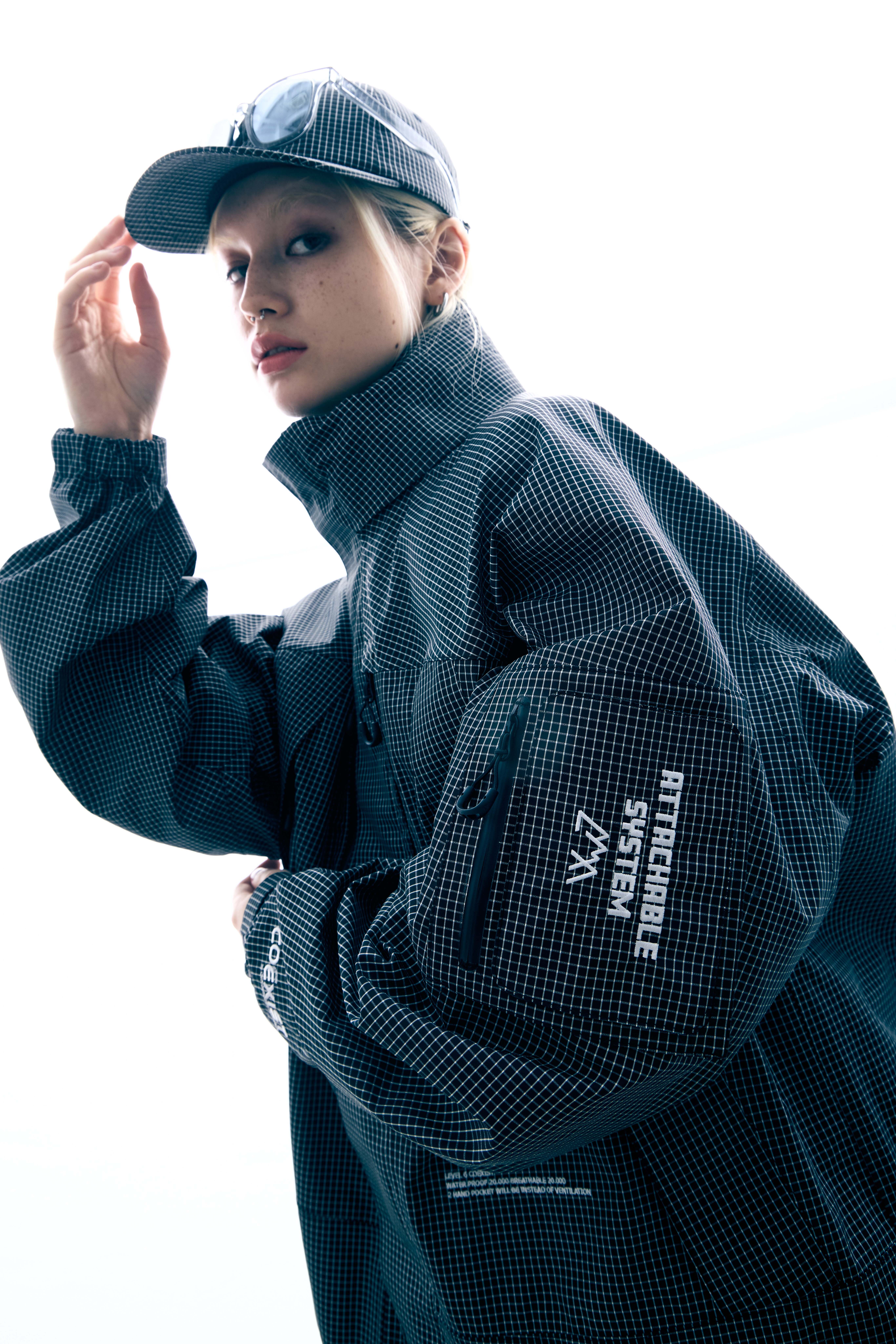 CMF OUTDOOR GARMENT LEVEL6 MOD COEXIST CMF2502-J10C GLID BLACK