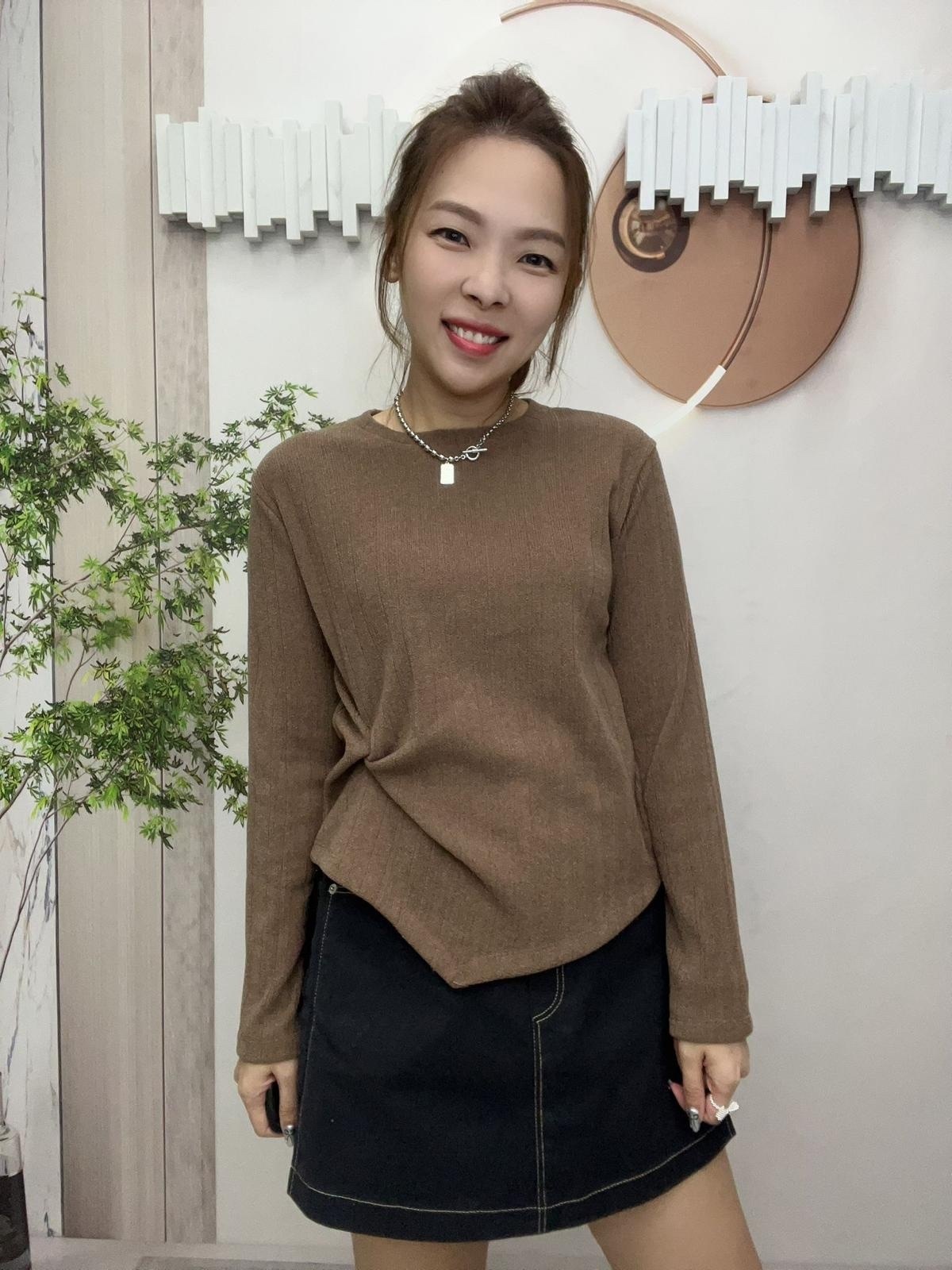 Lane. Mear 高質針織top~117T