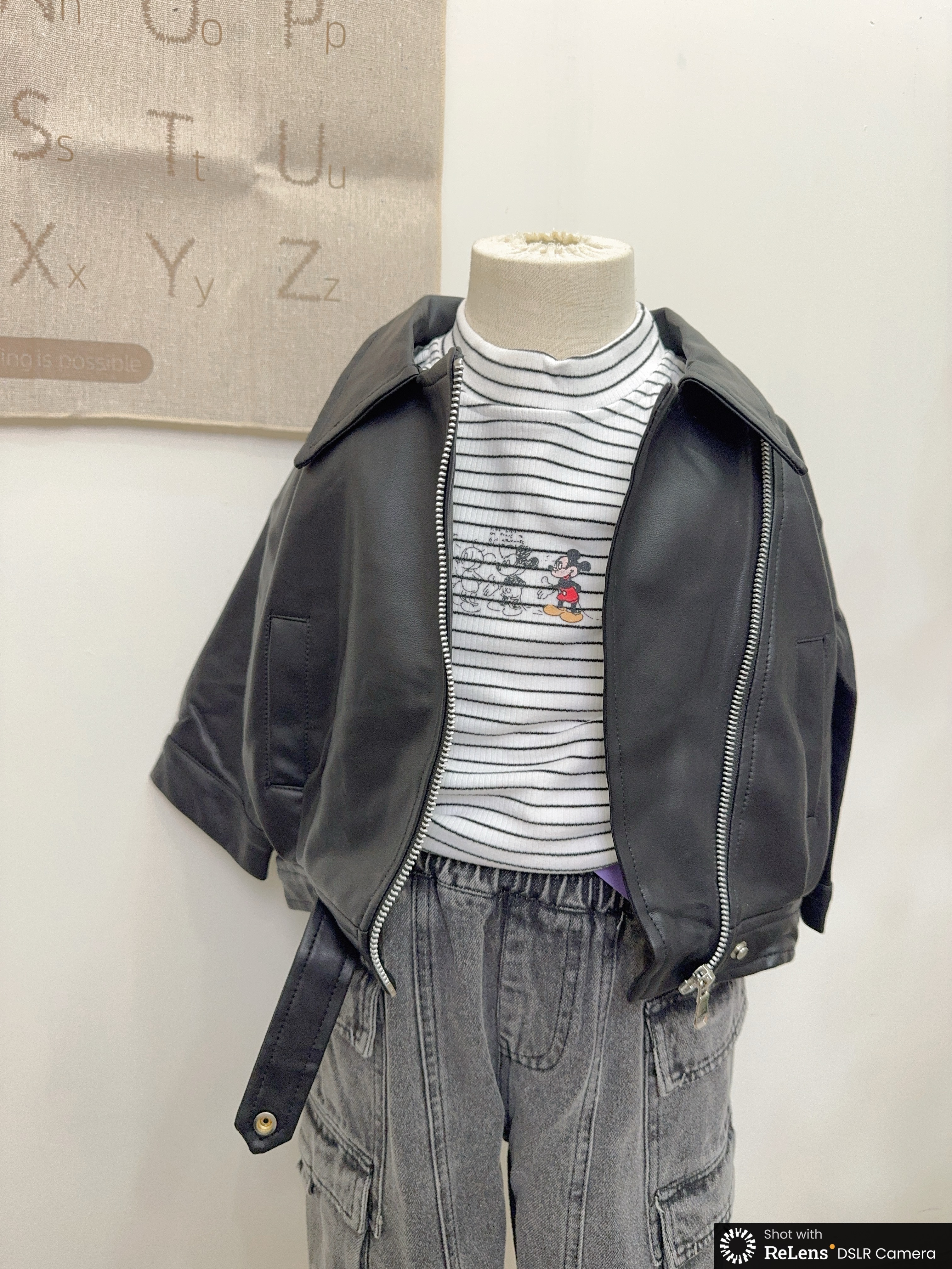 6006斜拉鏈皮外套c124