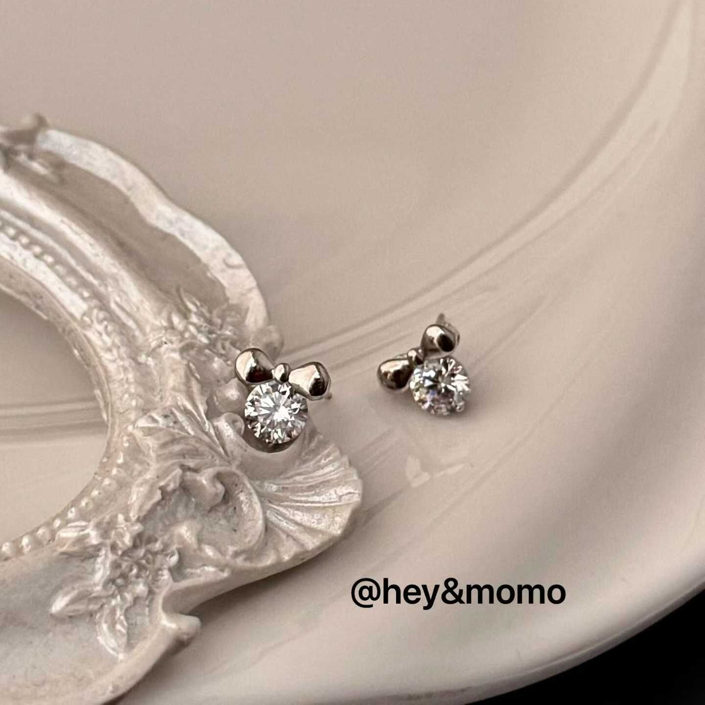 HM5104 ⚪925銀 限量款單鑽米妮頭造型耳環