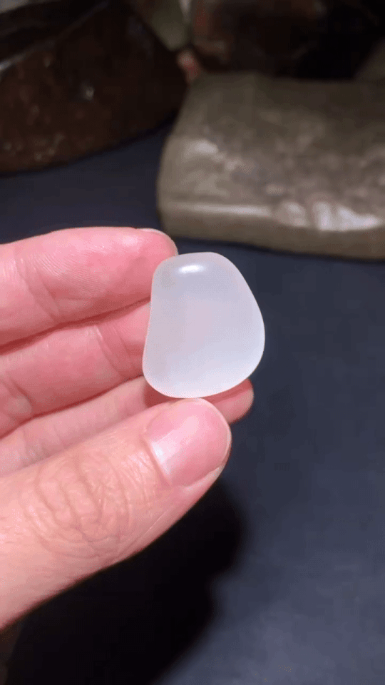 107727 和田玉原籽