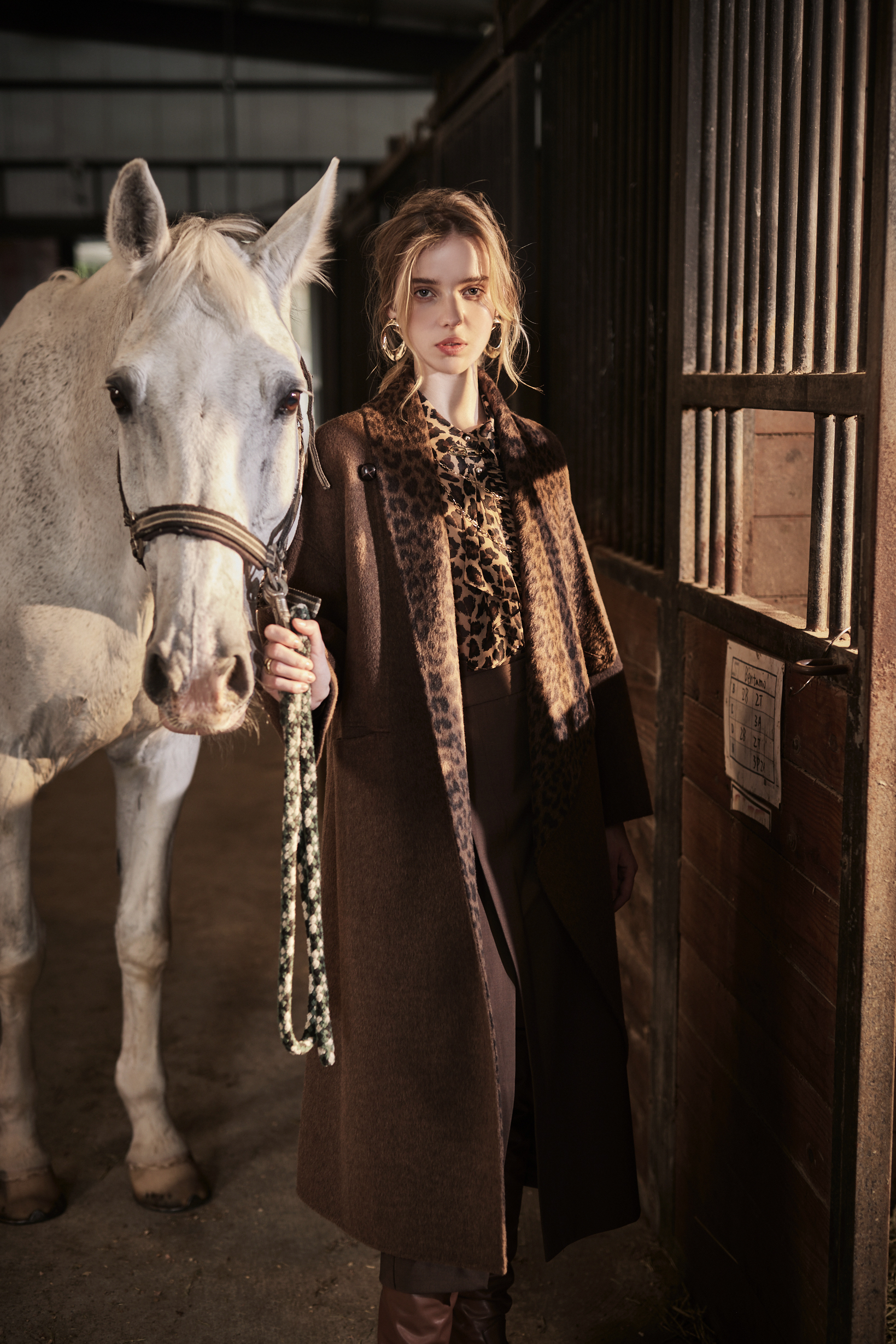 BE15131A1 狂魅之姿荷葉折邊雪紡襯衫