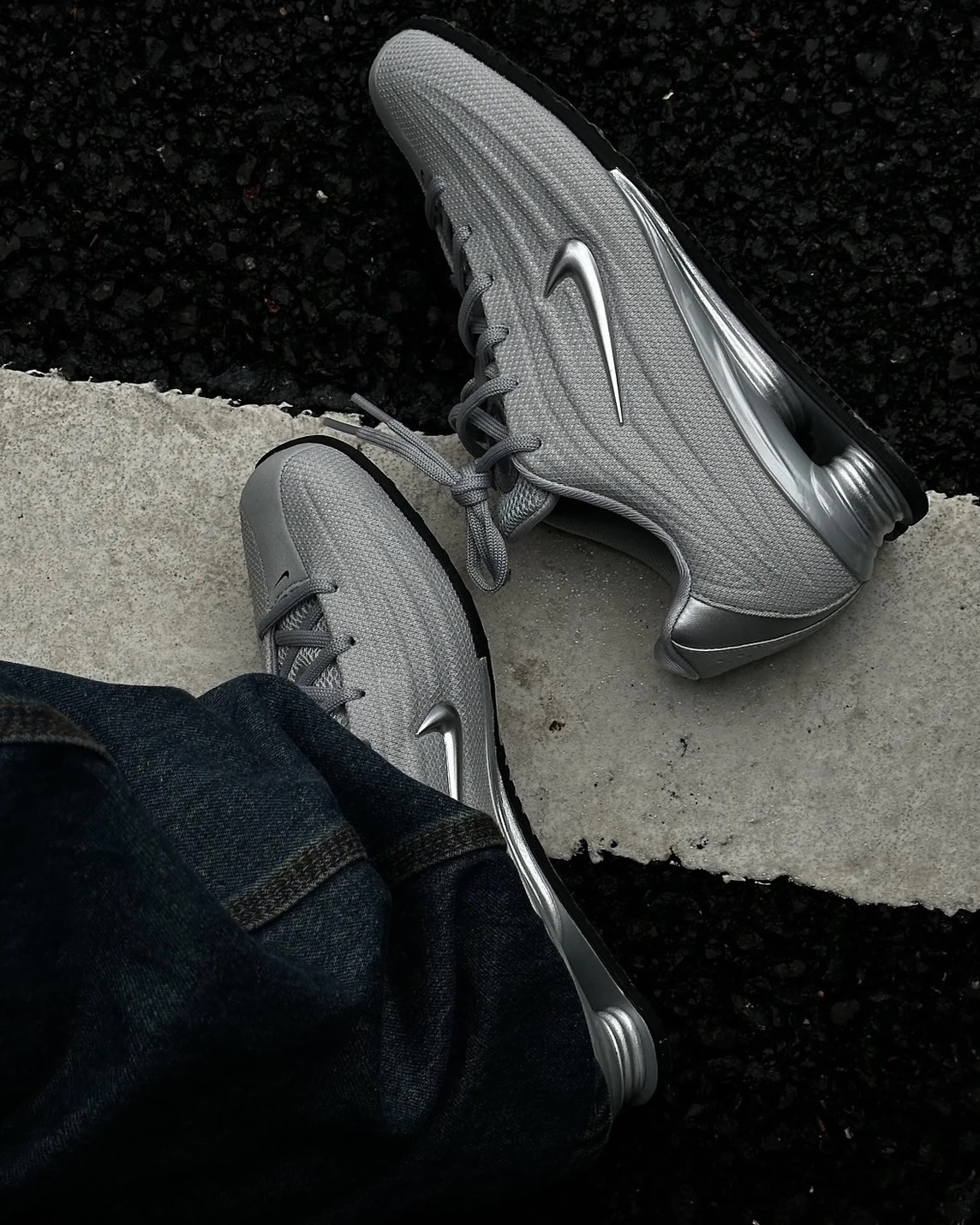 <卡寶同款>Nike Shox Z 科技 未來感 減震 銀灰