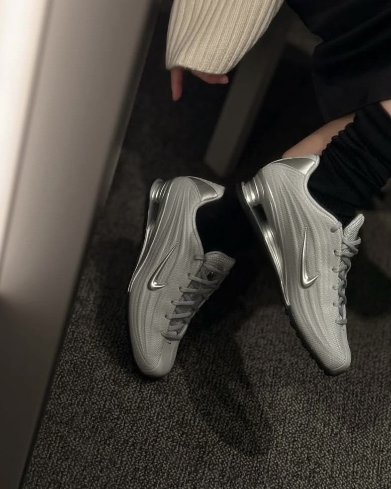 <卡寶同款>Nike Shox Z 科技 未來感 減震 銀灰