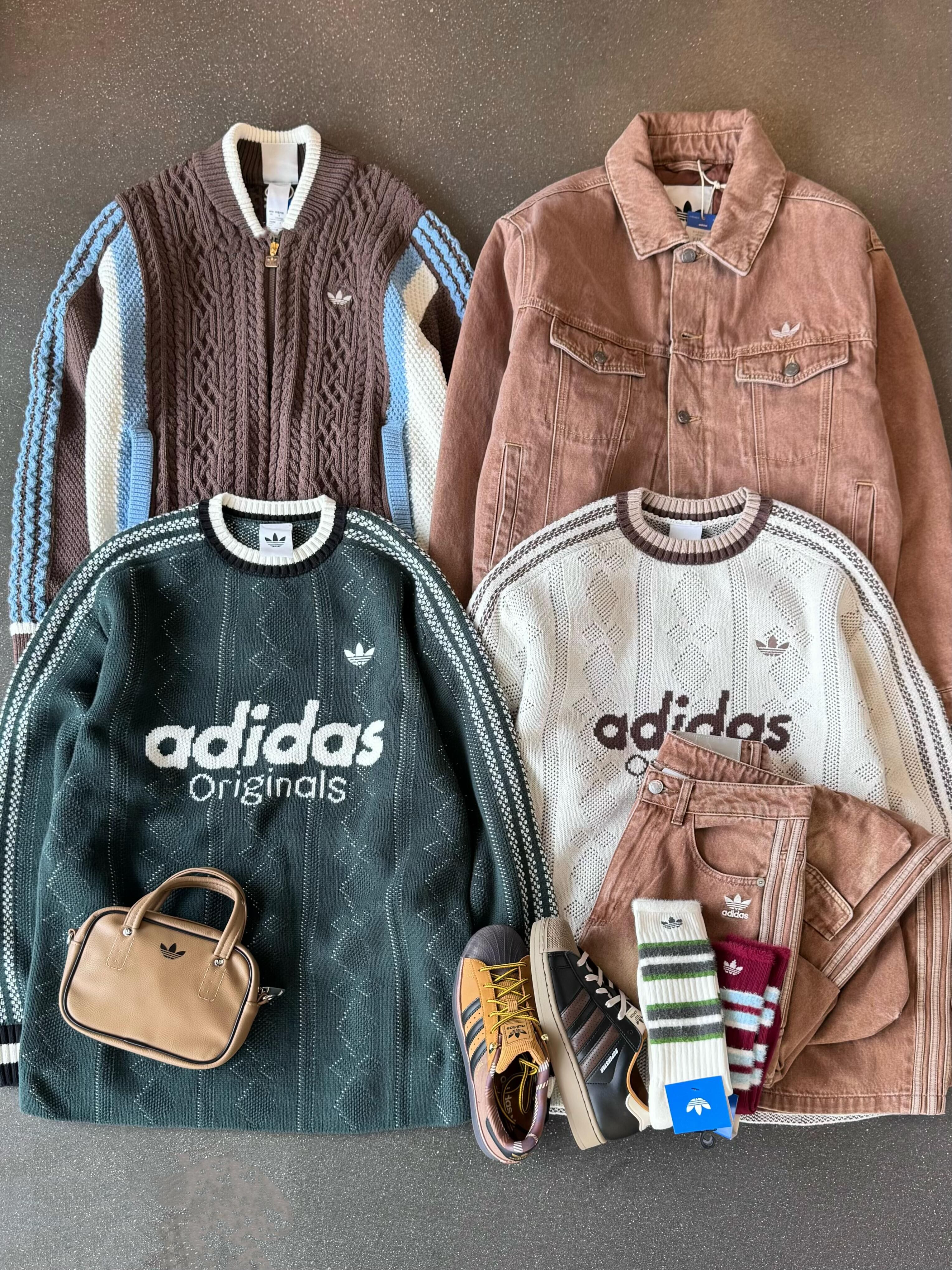 代購-Adidas Originals U SWEATSHIRT 字母 三線 針織衫 毛衣 長袖 米棕KS5956/綠黑KS5957