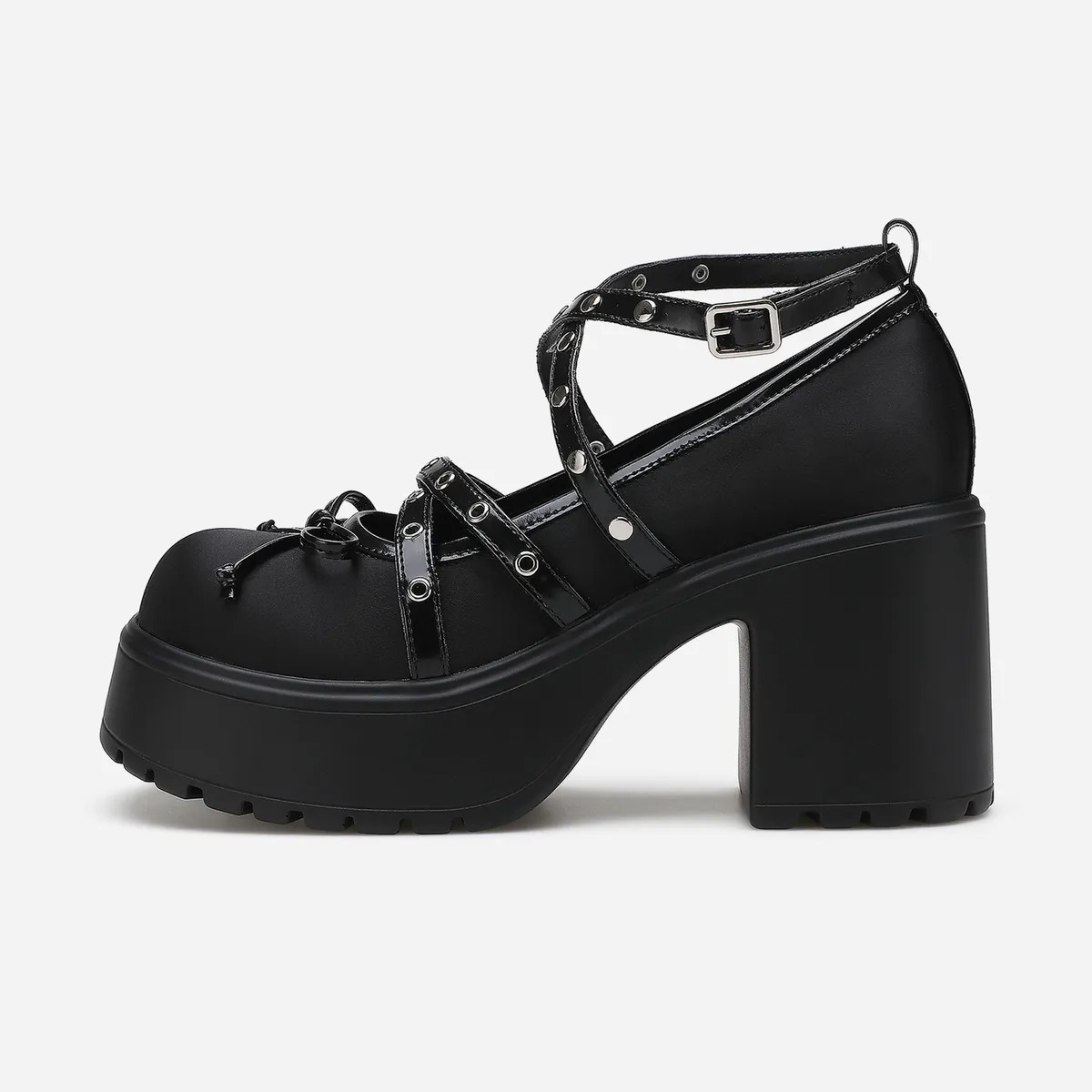 SALT AND CHOCOLATE Glare Pumps