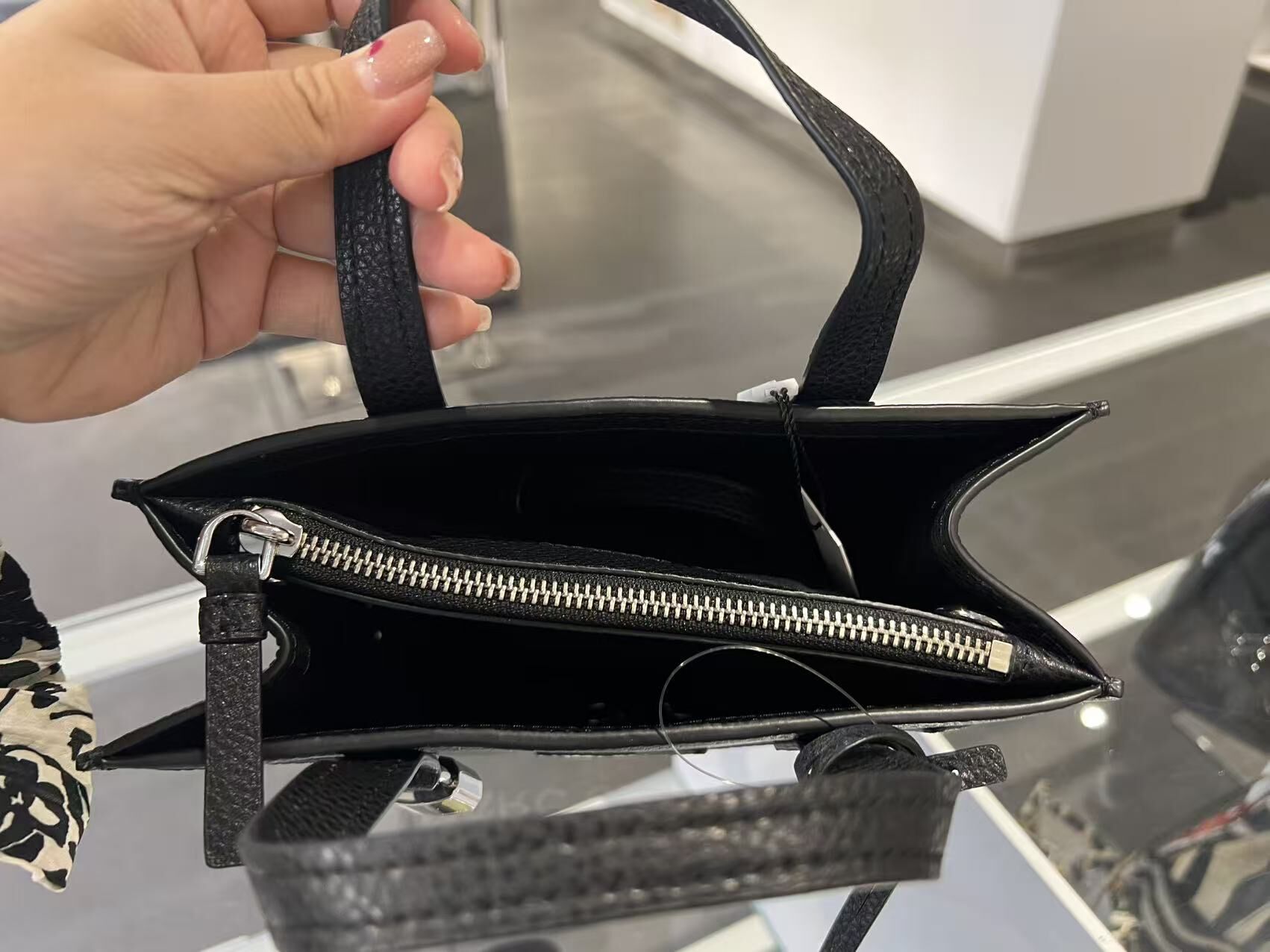 【直播】Marc Jacobs LL102226 星星tote