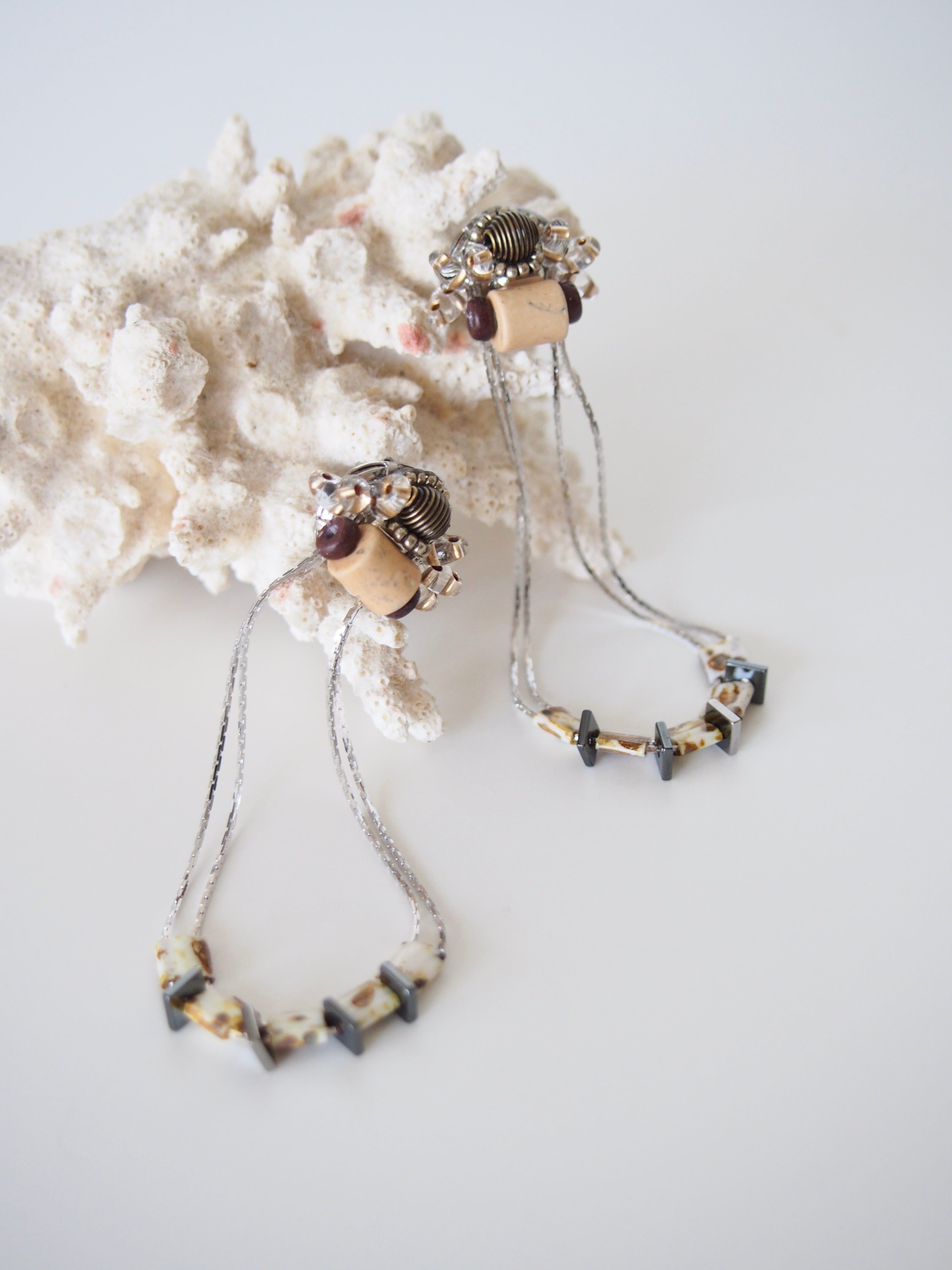 glass chain 針式耳環