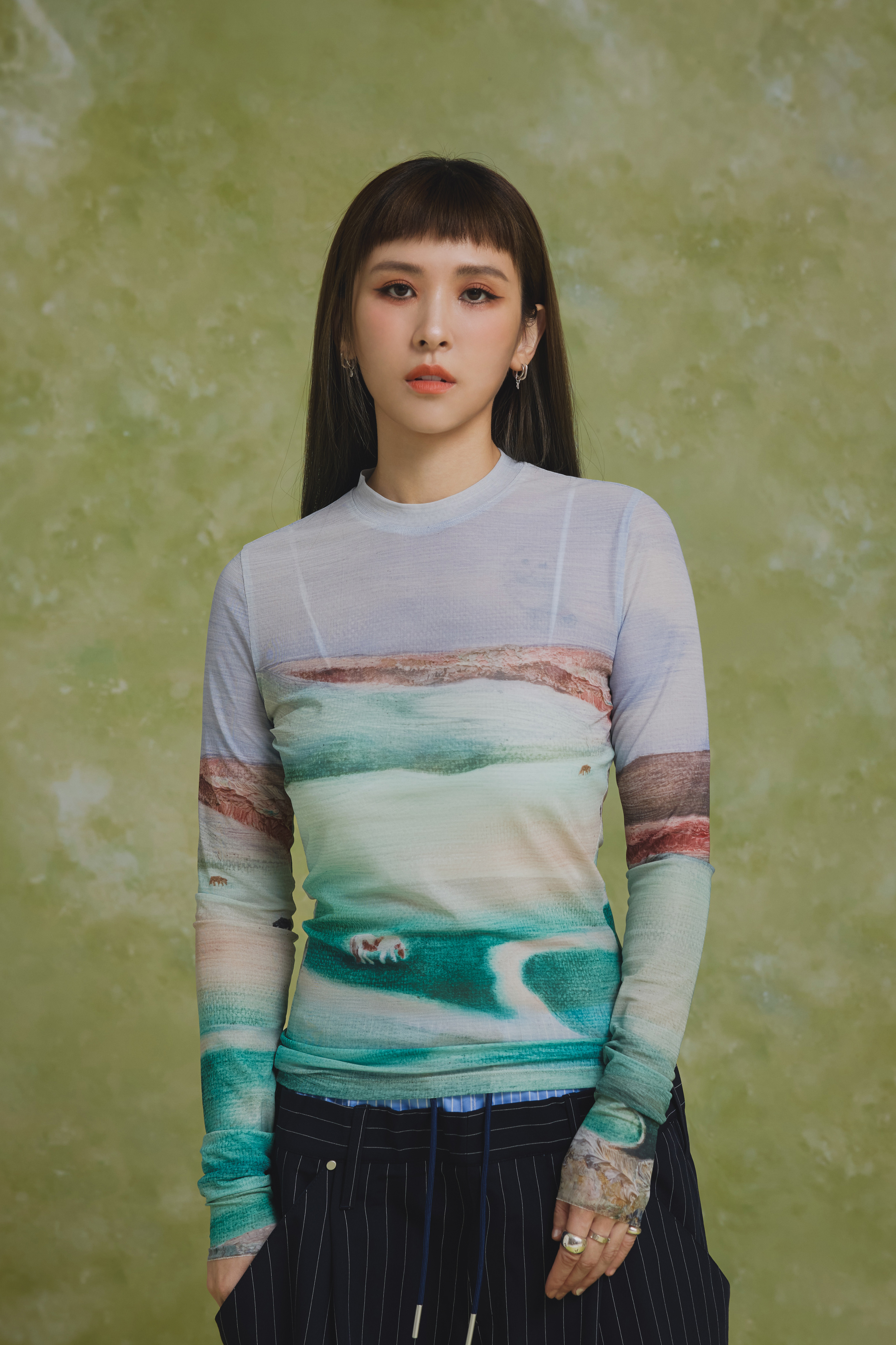 Mirrors of Lupa – Lot.08