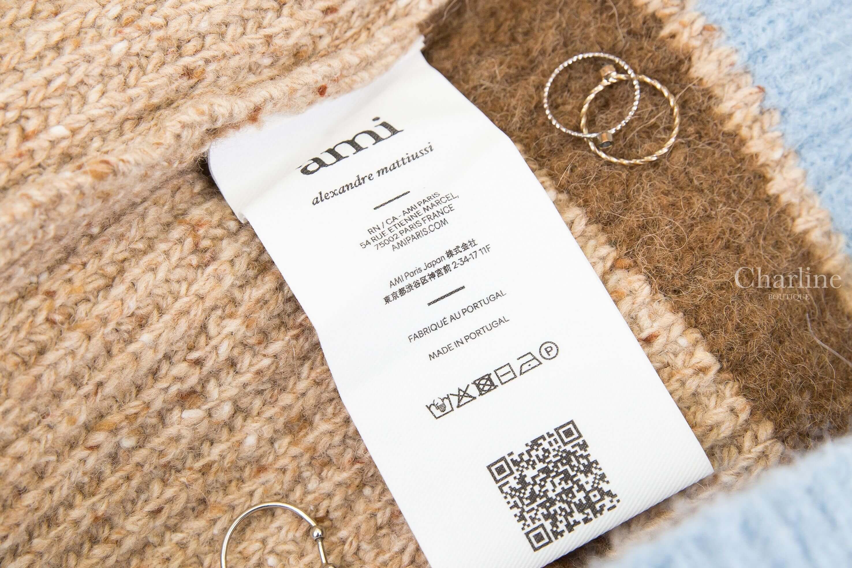 Ami Paris Brown Wool College Sweater 駝色V領深棕藍條紋毛毛立體大愛心A補丁針織羊毛長袖毛衣-Charline Boutique 精品代購
