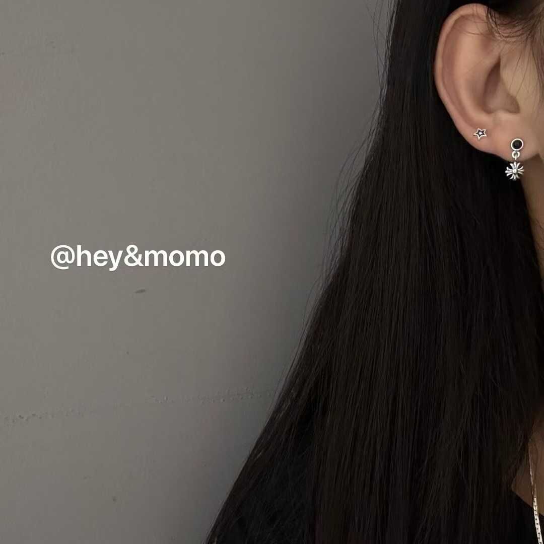 HM5113 ⚪925 銀 黑瑪瑙➕克羅心十字花吊墜耳骨釘