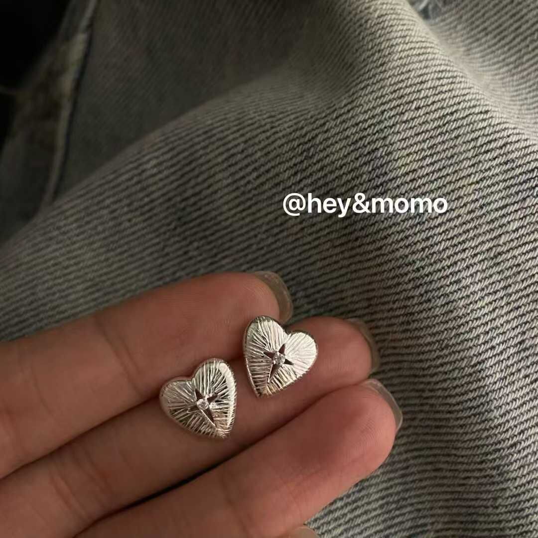 HM5125 ⚪925 銀 十字閃鑽心型耳環