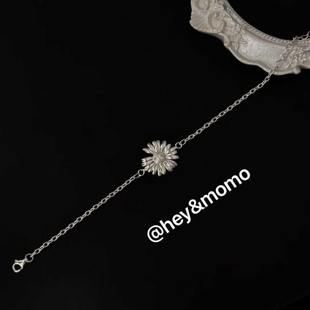 HM5127 ⚪925 銀 GD風雛菊手鍊