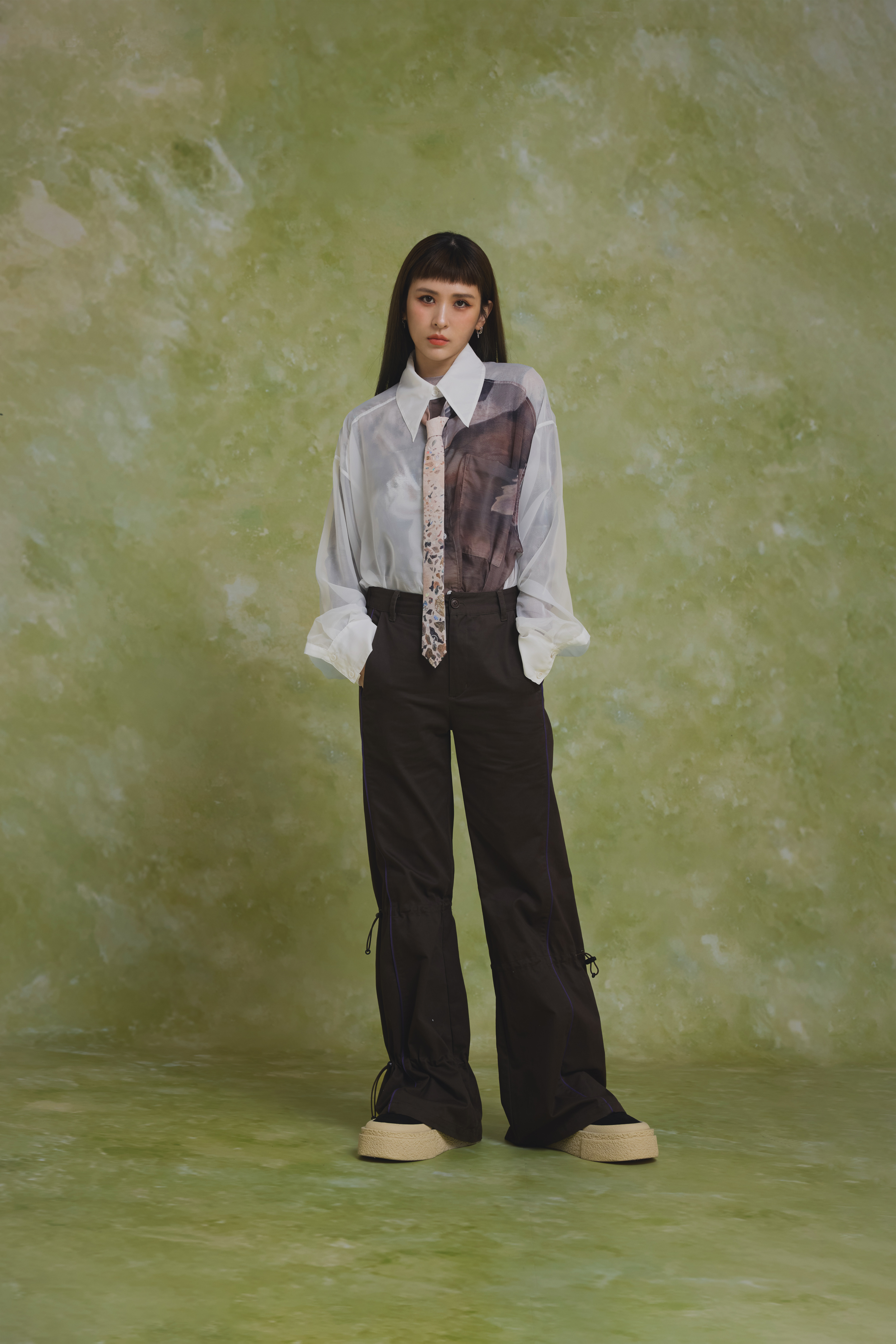 Mirrors of Lupa – Lot.09