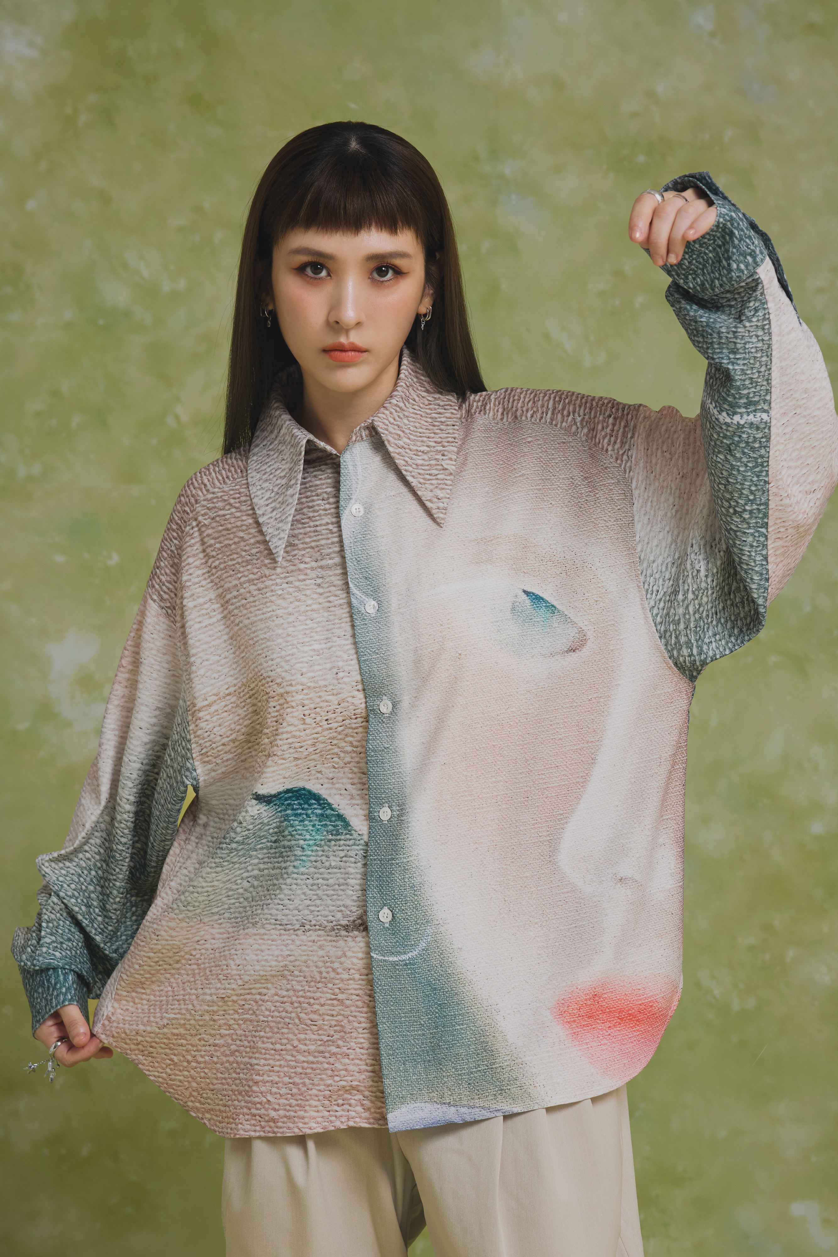 Mirrors of Lupa – Lot.01