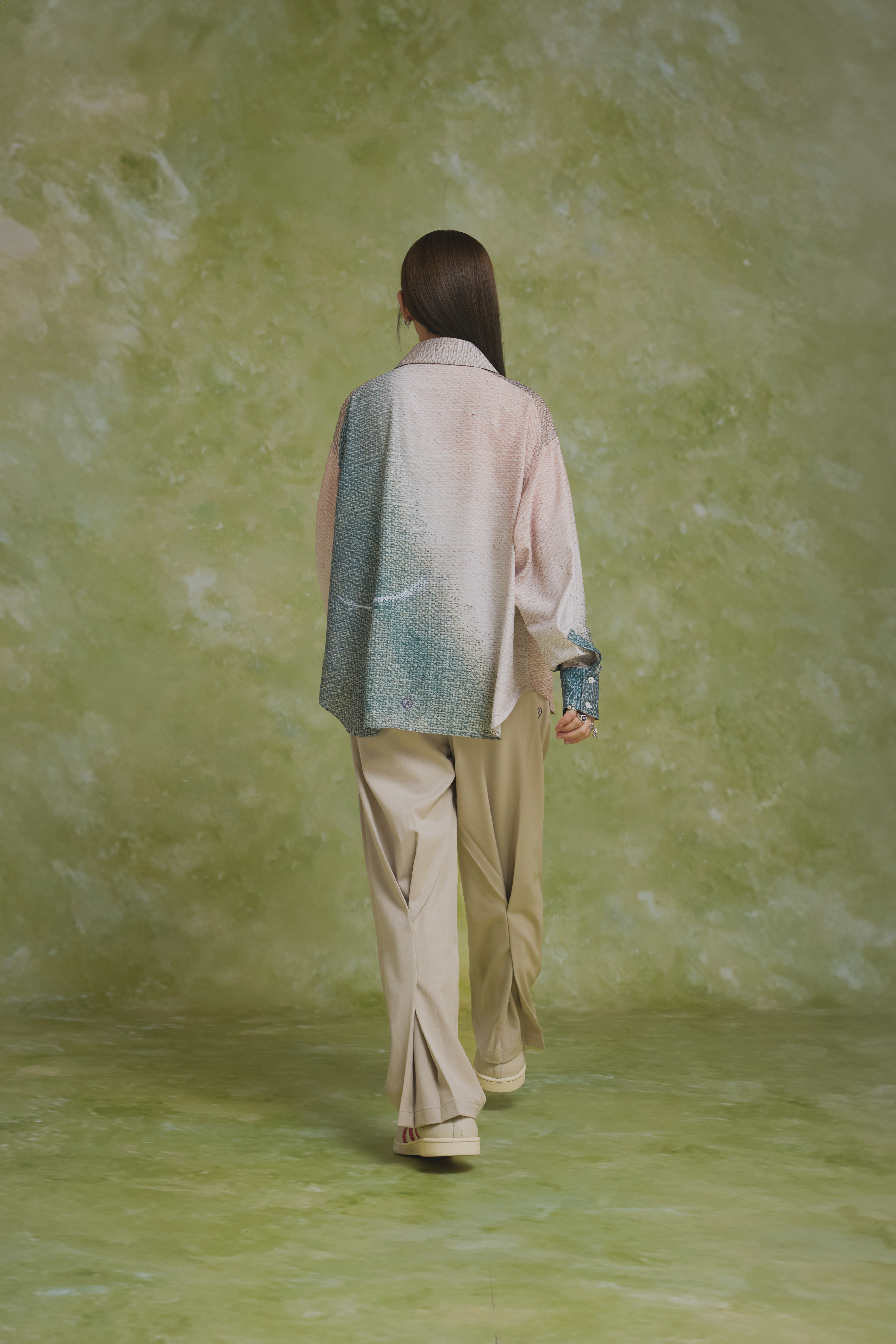 Mirrors of Lupa – Lot.01