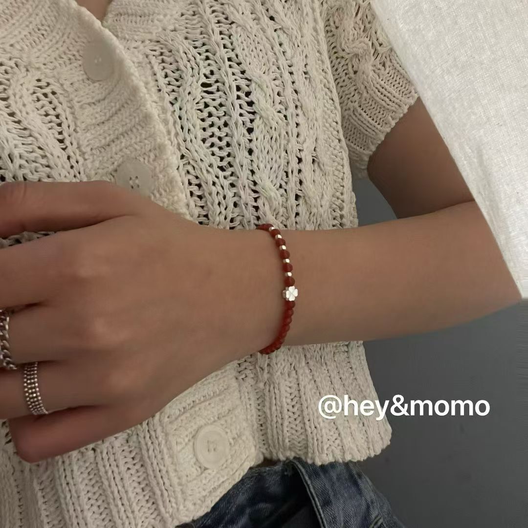 HM5136 ⚪925 銀 紅瑪瑙四葉草彈性繩手鍊