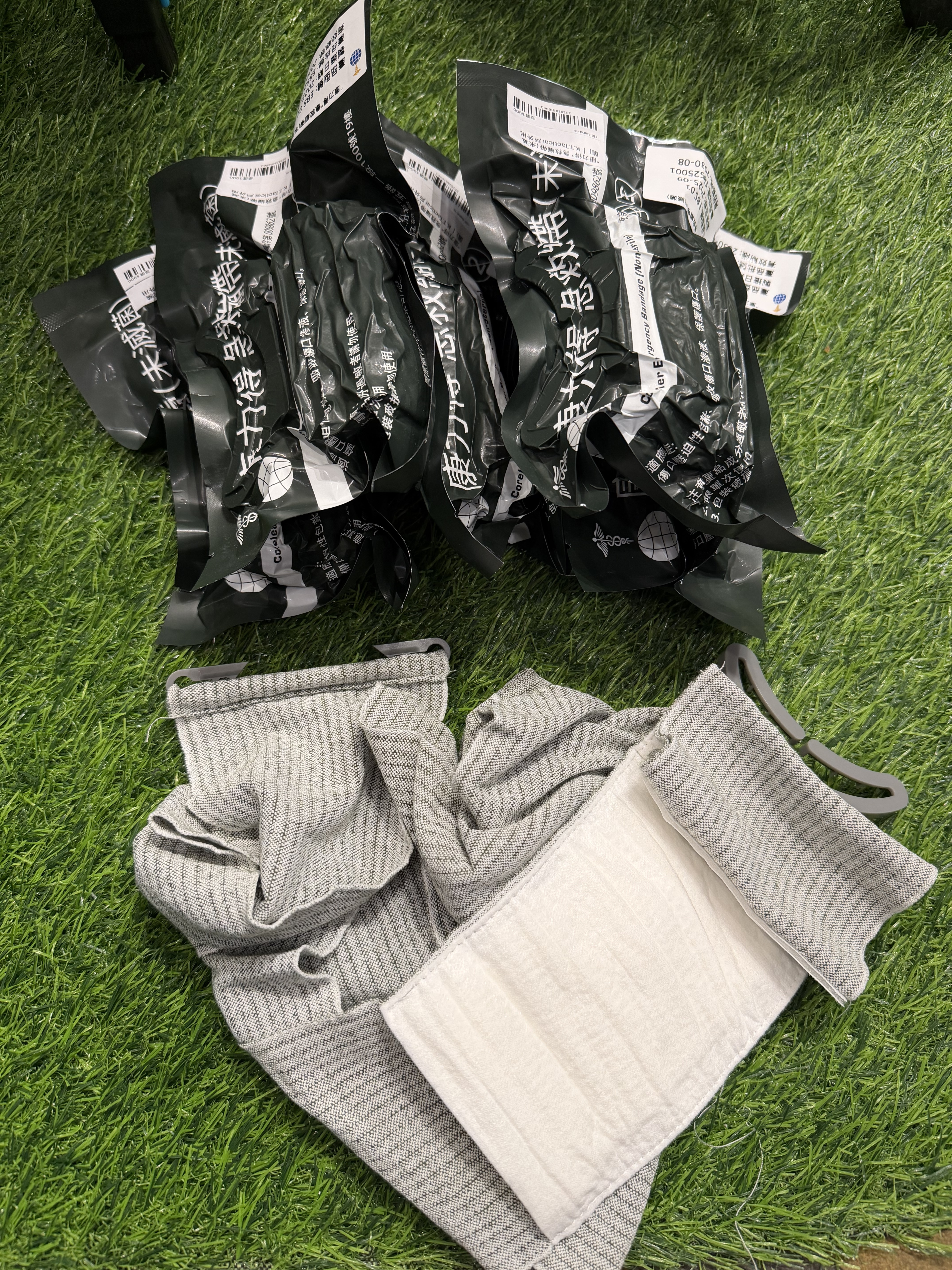 康力得急救繃帶與壓力桿結構近拍