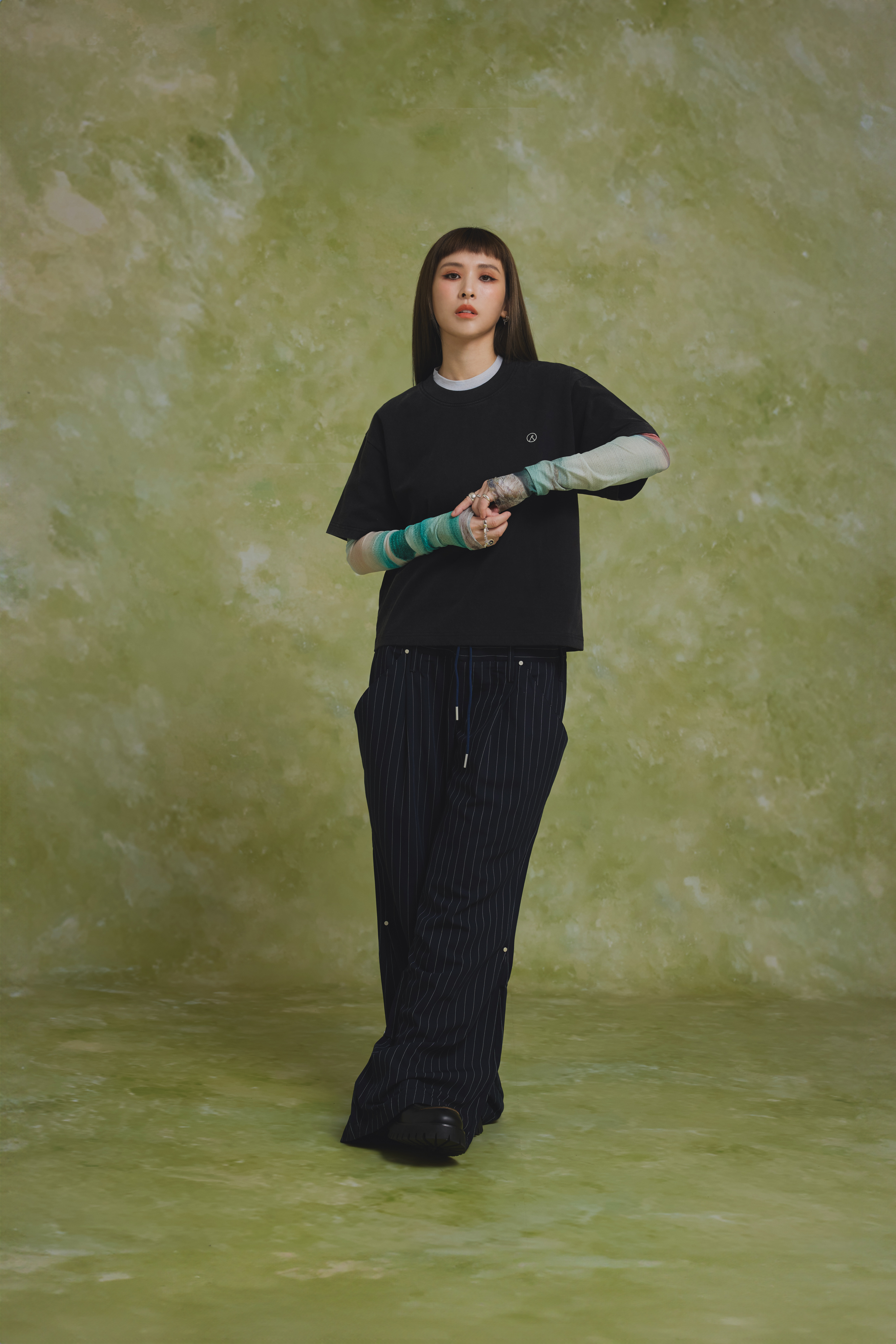 Mirrors of Lupa – Lot.04｜Black