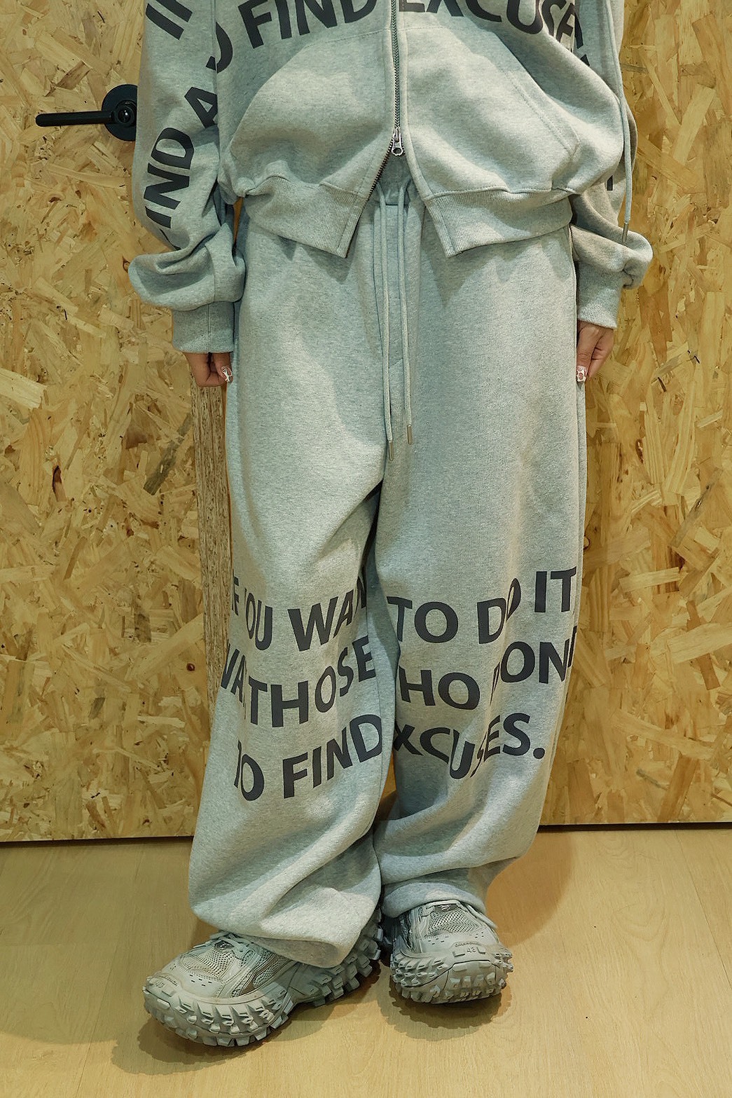 英文 抽繩鬆緊 標語 #棉褲