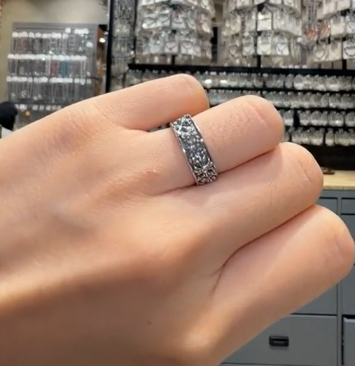 HM5152 ⚪925 克羅心十字粗戒