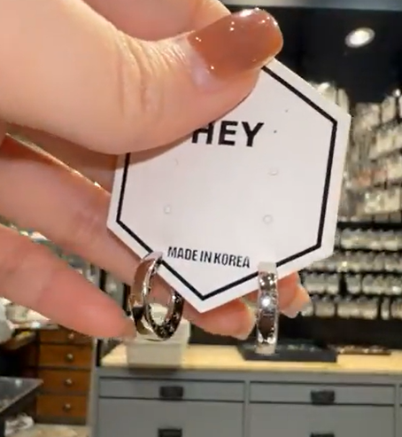 HM5166 ⚪925 撞色星星耳圈