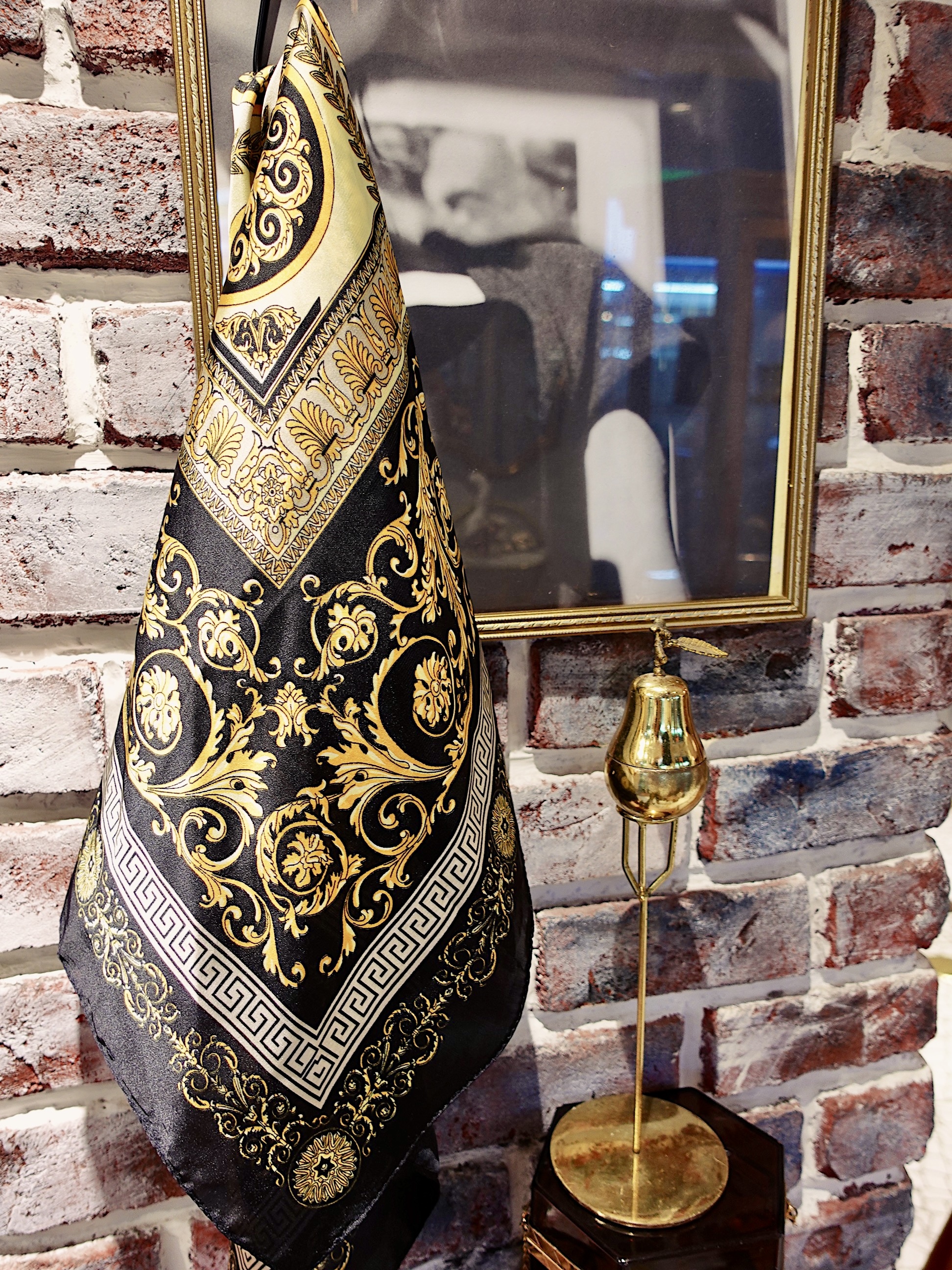 亮絲奢華印花頭巾