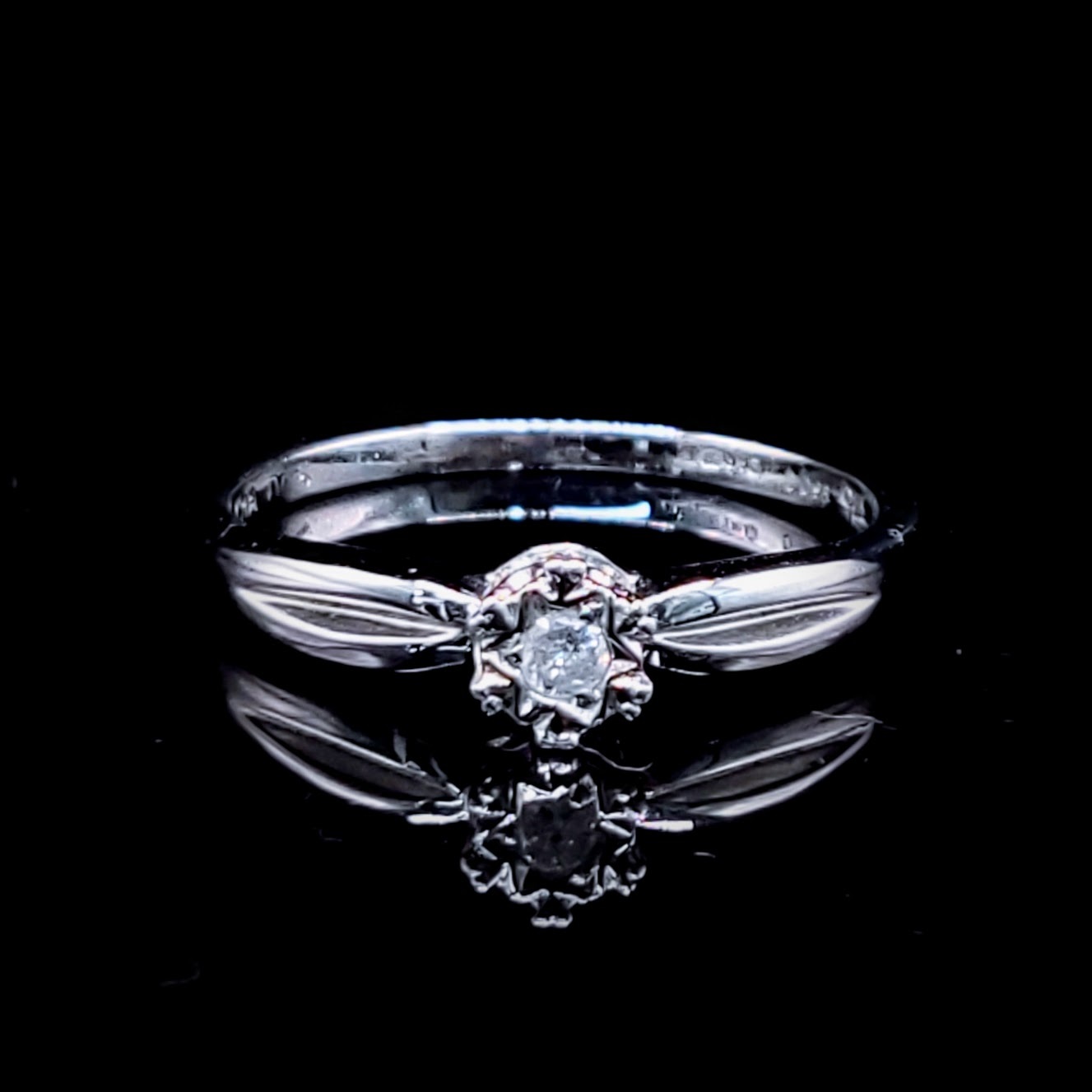 9K White Gold 0.06ct Diamond Ring