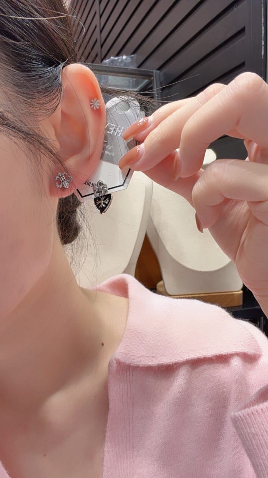 HM5156 ⚪925 克羅心十字前後扣耳環