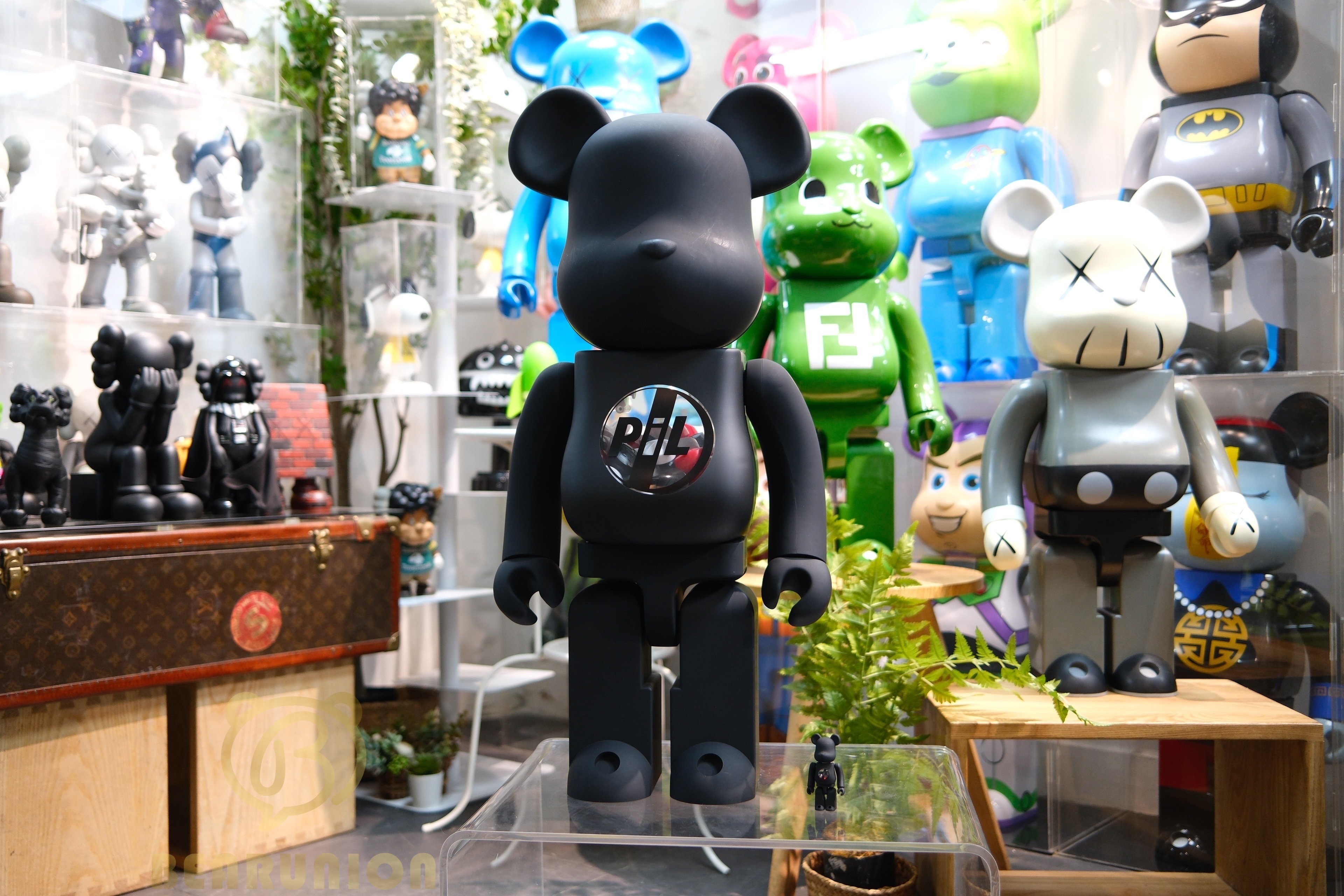 🥇現貨🥇Bearbrick 1000% 100% PIL Black