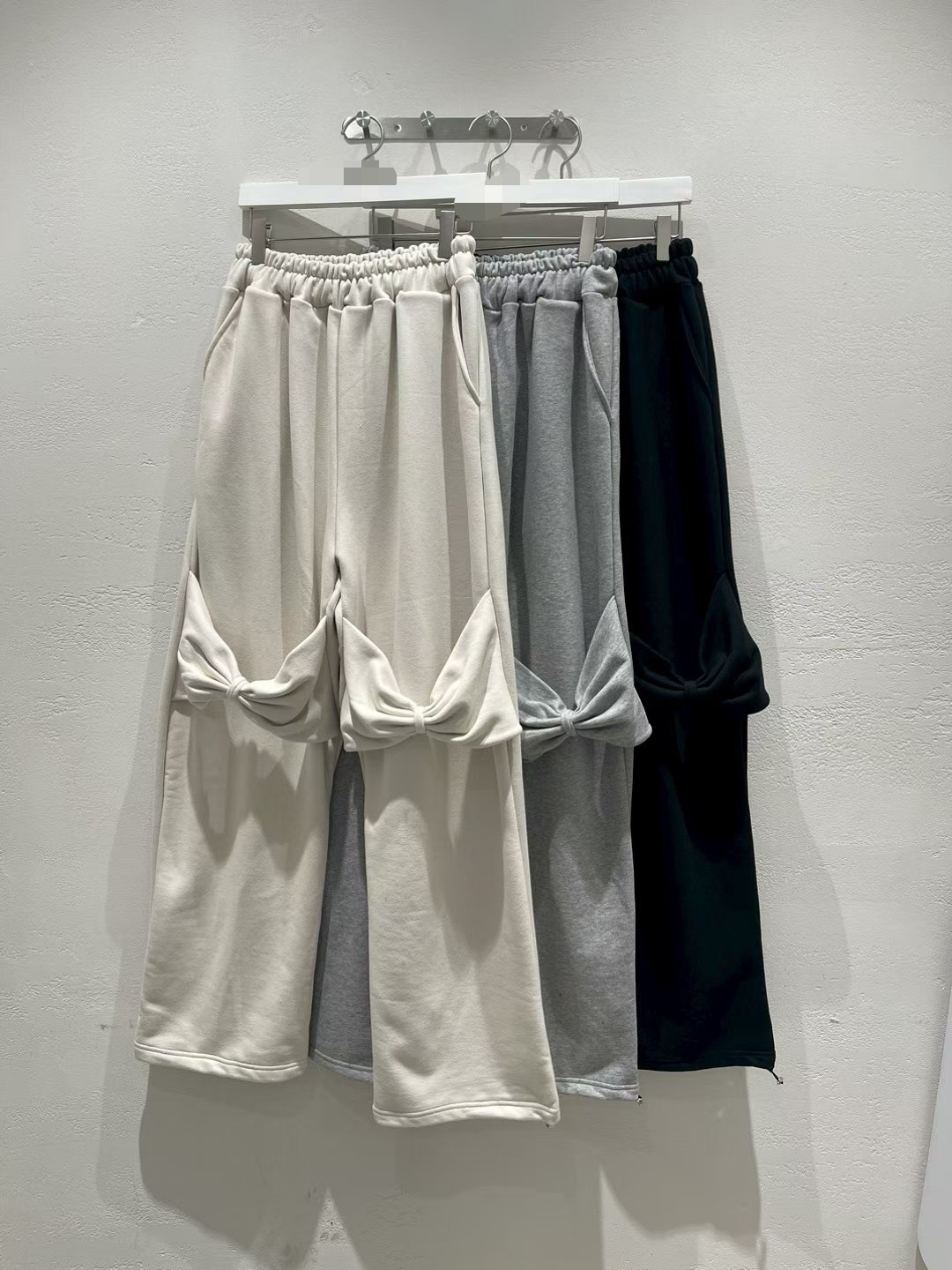 蝴蝶結狀運動褲