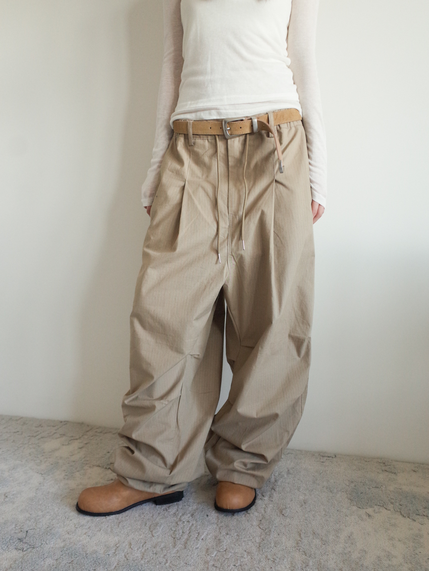 (UNISEX) grid-stitch drawstring cargo trousers with elastic waist in KHAKI