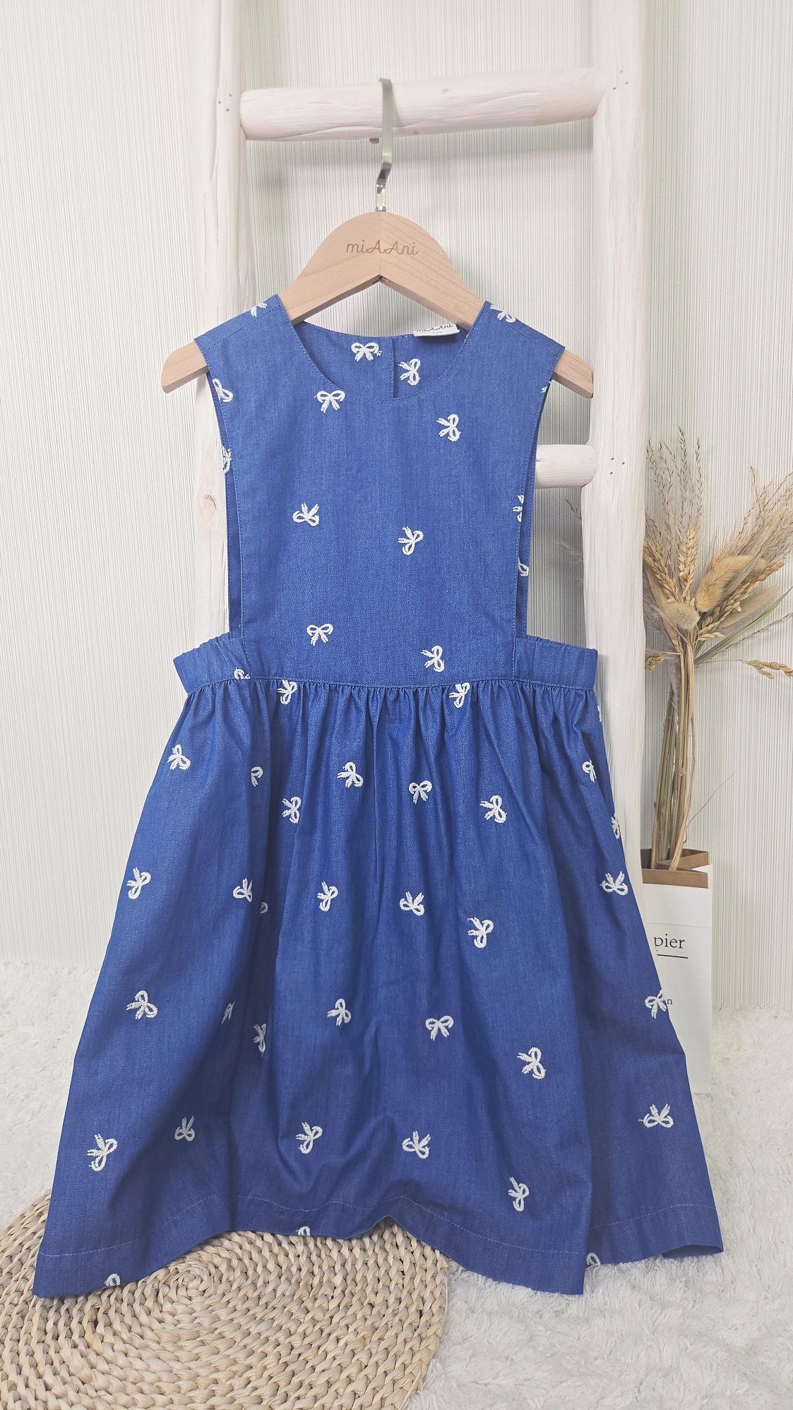 Kesha 牛仔純棉車花背心裙